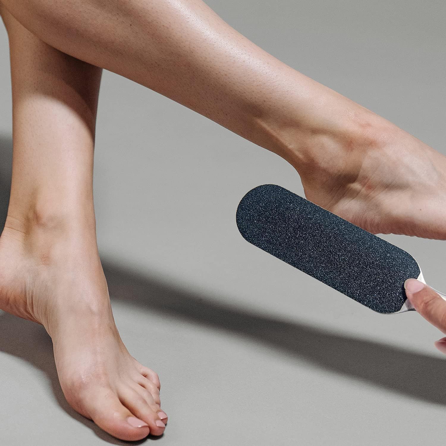 Stainless Steel Foot File Callus Remover, 1 Piece Pedicure Foot File Callus Remover,Stainless Steel Cracked Skin Corns Callus Remover Feet Rasp with 10 Replacement Pads, Coarse Rasp for Pedicure