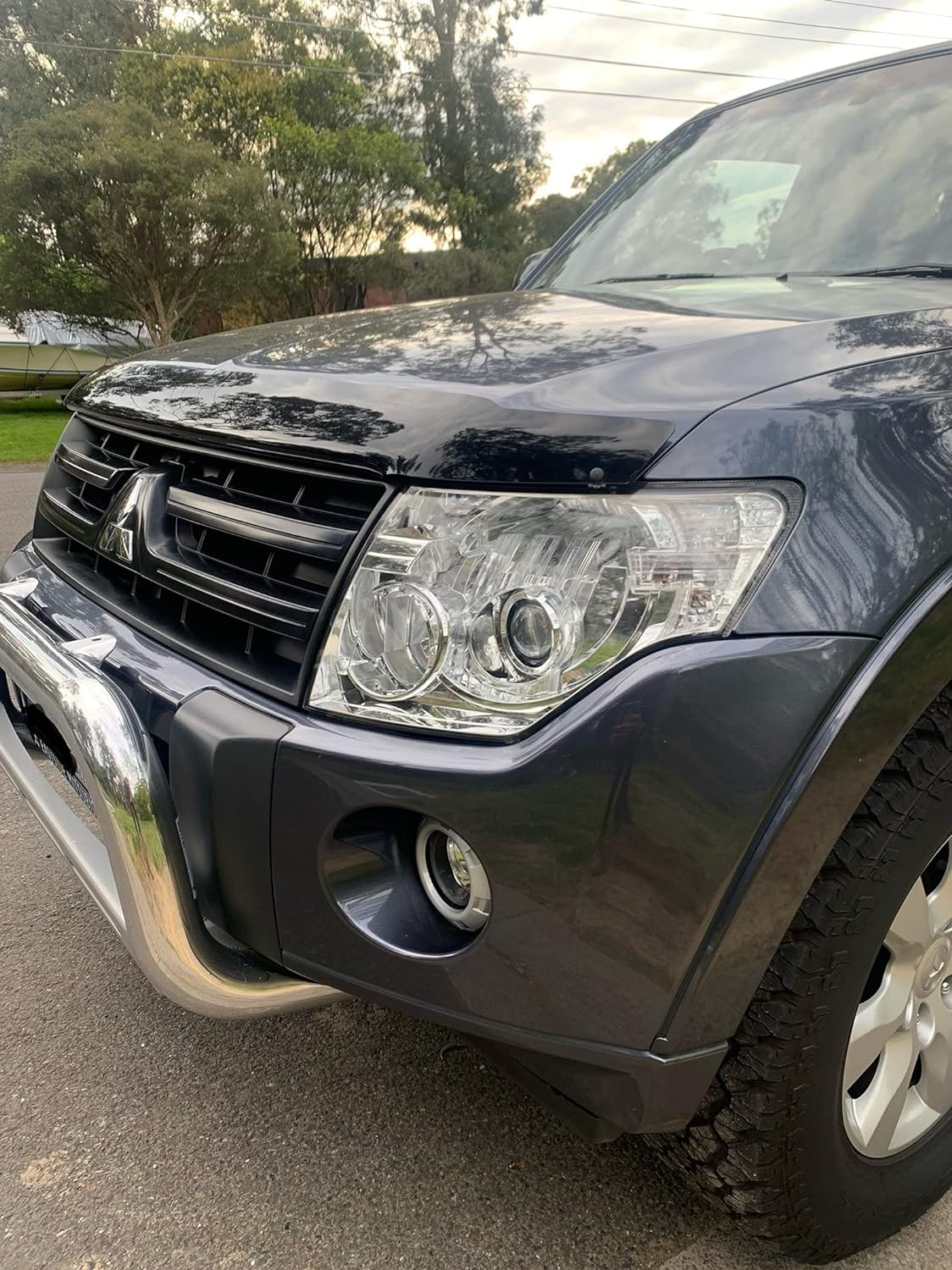 Tradieschoice 4X4 Bonnet Protector Guard to Suit Mitsubishi Pajero NS NX 2007-2020 Tinted Black image number 3