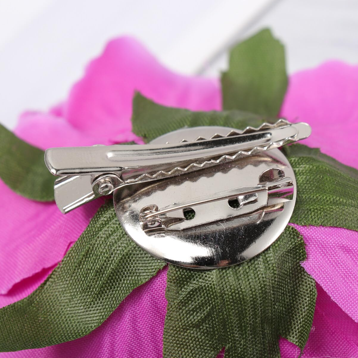 Luxshiny 5Pcs Rose Corsage Flower Brooch Clips for Bridal Hair Accessories Elegant Lifelike Floral for Weddings Parties and Special Occasions - Blue image number 3