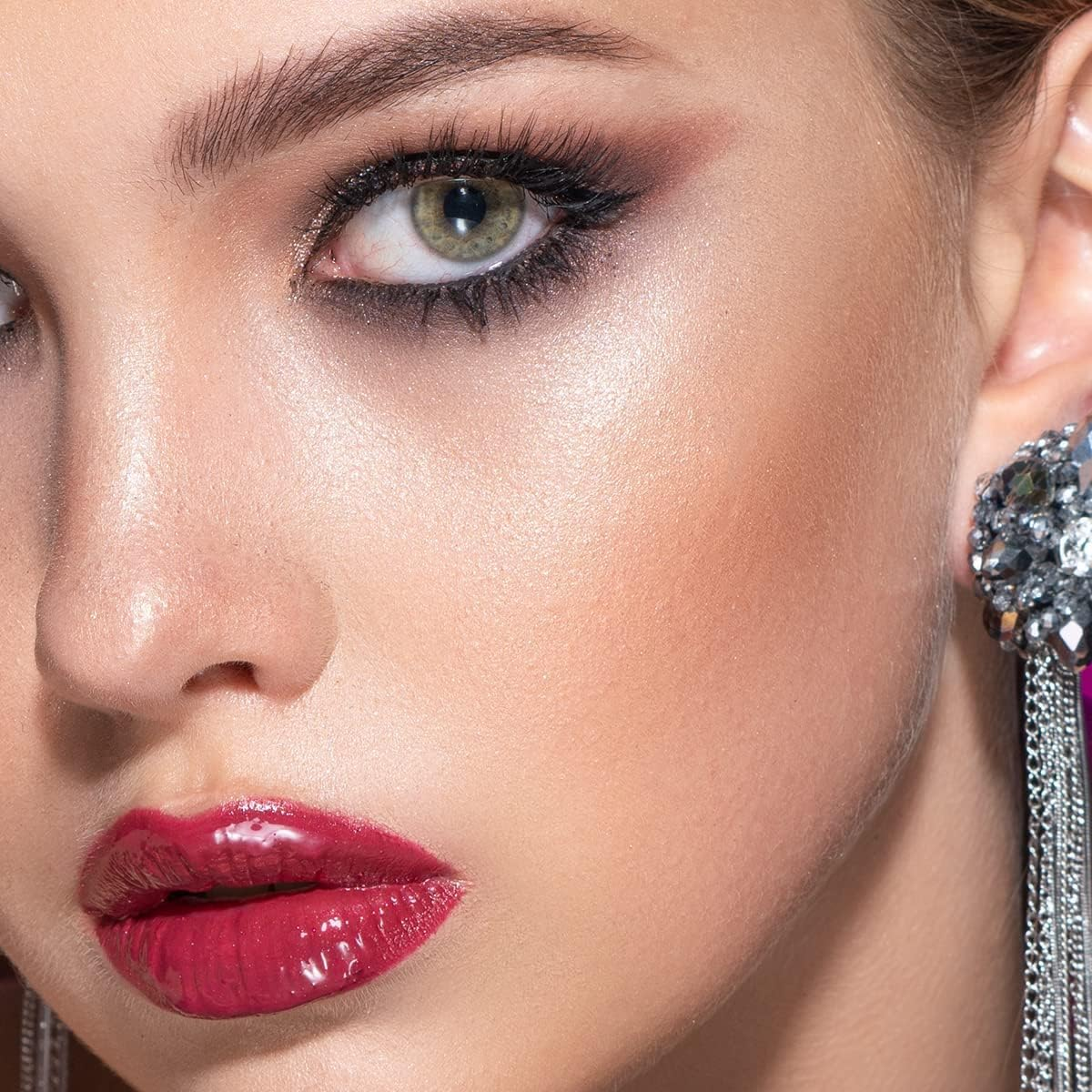 Inglot High Gloss Lip Oil Lip Gloss Lip Care Nourishes Lips Exceptional Radiant Appearance Cherry Soma Optically Enlarged Lips Perfect Makeup Cranberry Red 4 Ml : 05 image number 4