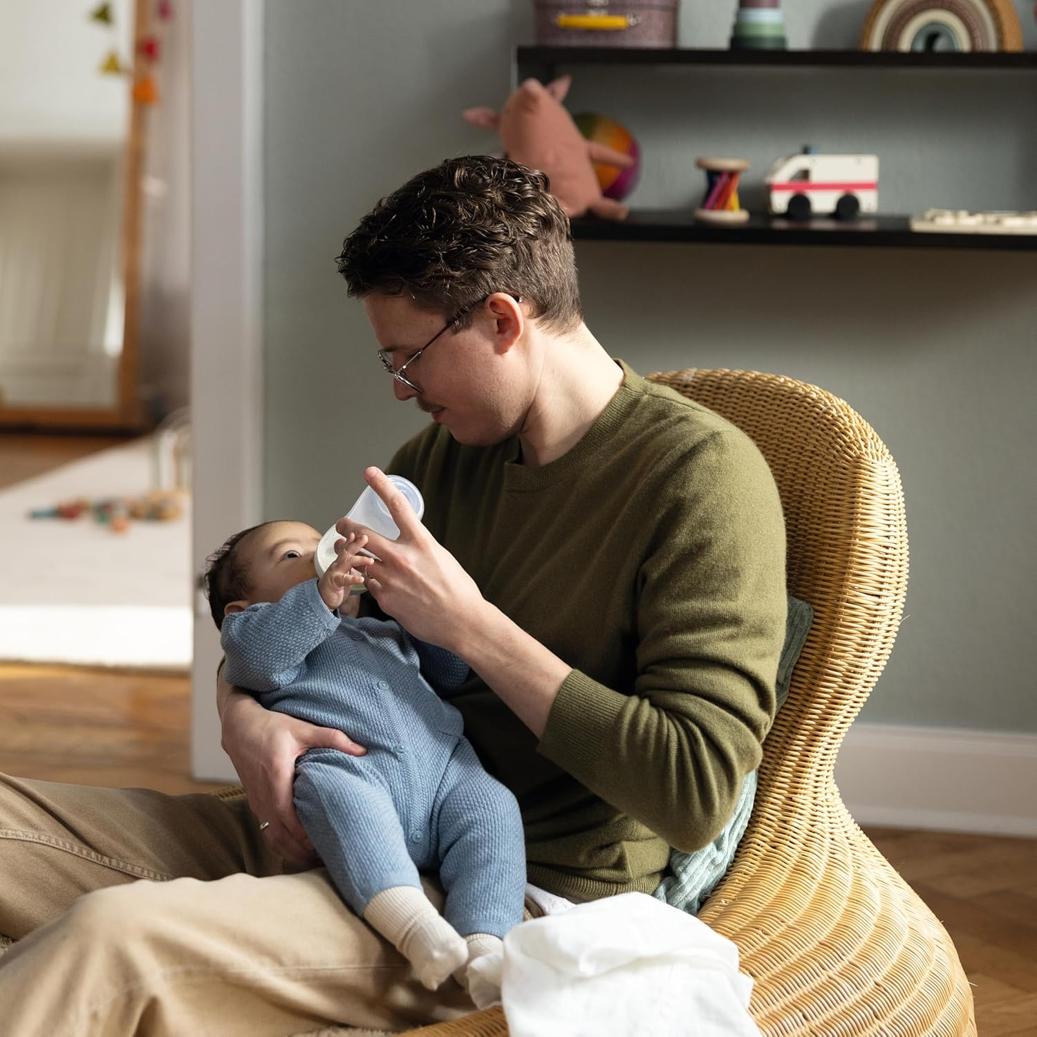 NUK Soft & Easy Electric Breast Pump | 100% Silicone Soft Cups | Small, Lightweight & Quiet | Rechargeable Battery for Travel | 24Mm & 27Mm Cups | 1 X Perfect Match Baby Bottle image number 1