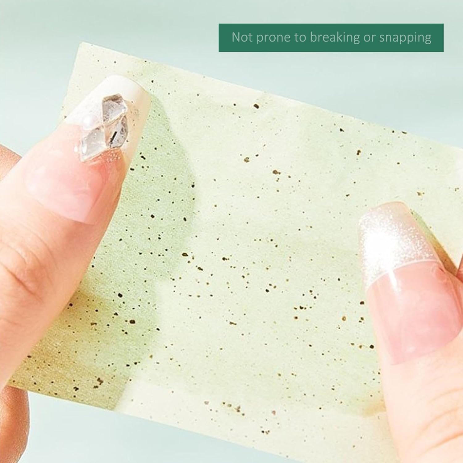 RIBHNXHI Oil Blotting Sheets for Face, 100 Counts Green Tea Blotting Paper with Portable Mirror Case and Makeup Puff for Daily Makeup Touch up Oil Absorbing Sheets image number 5