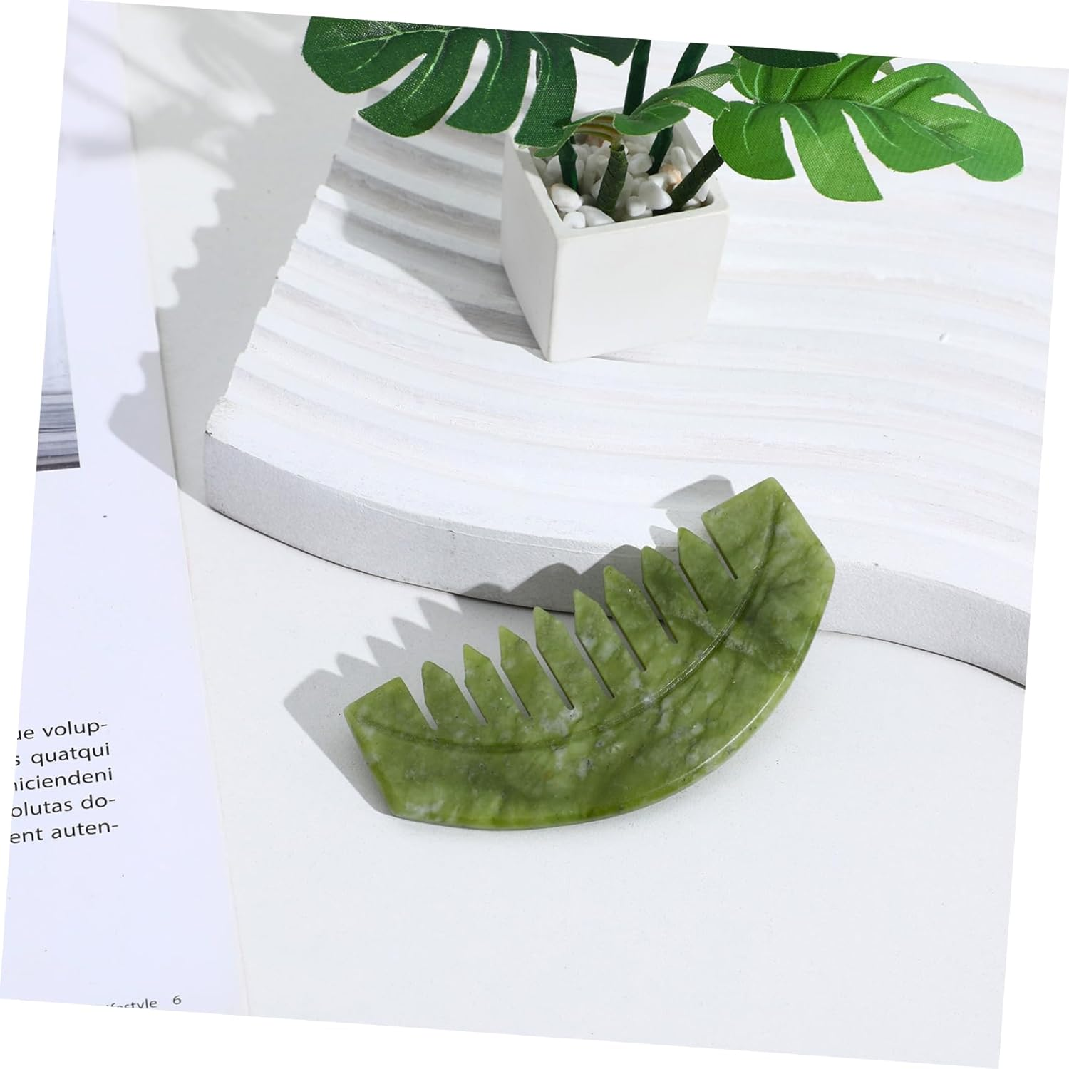 BATHVEVE Portable Jade Hair Comb for Scalp Massage Lightweight Natural Xiuyan Jade Scraping Tool with Smooth Edges Relaxing Head Massage Comb for Home and Travel Use image number 5