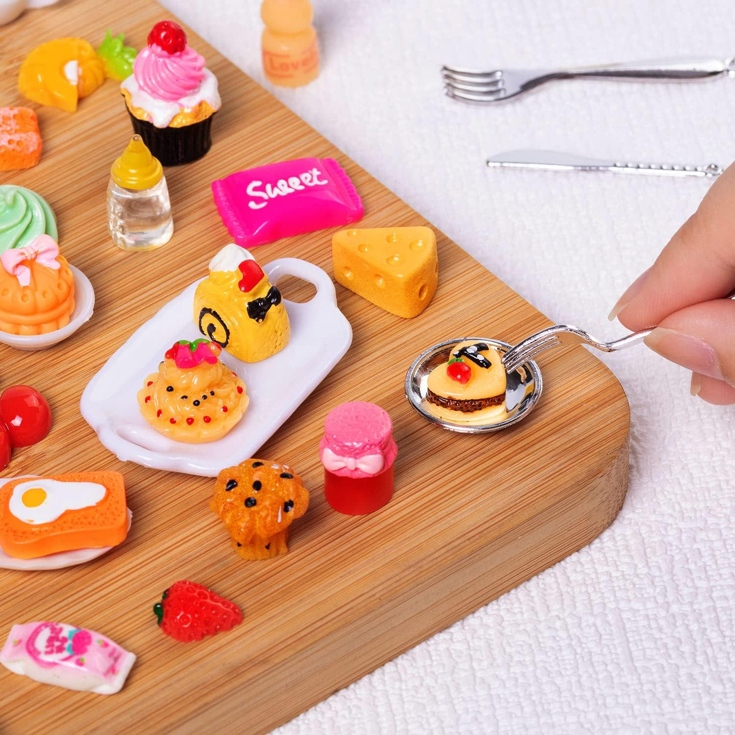 163 PCS Minitature Food Drink Bottles Toys, Mixed Resin Pretend Play Tiny Food Sets, Tableware Hamburg Cake Ice Cream Milk for Doll House Decoration Kitchen Cooking Game (1:12) image number 3