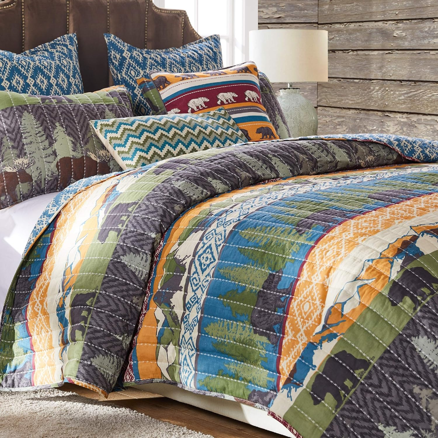 Greenland Home Black Bear Lodge Quilt Set, 5-Piece King - Includes Two Pillows image number 5