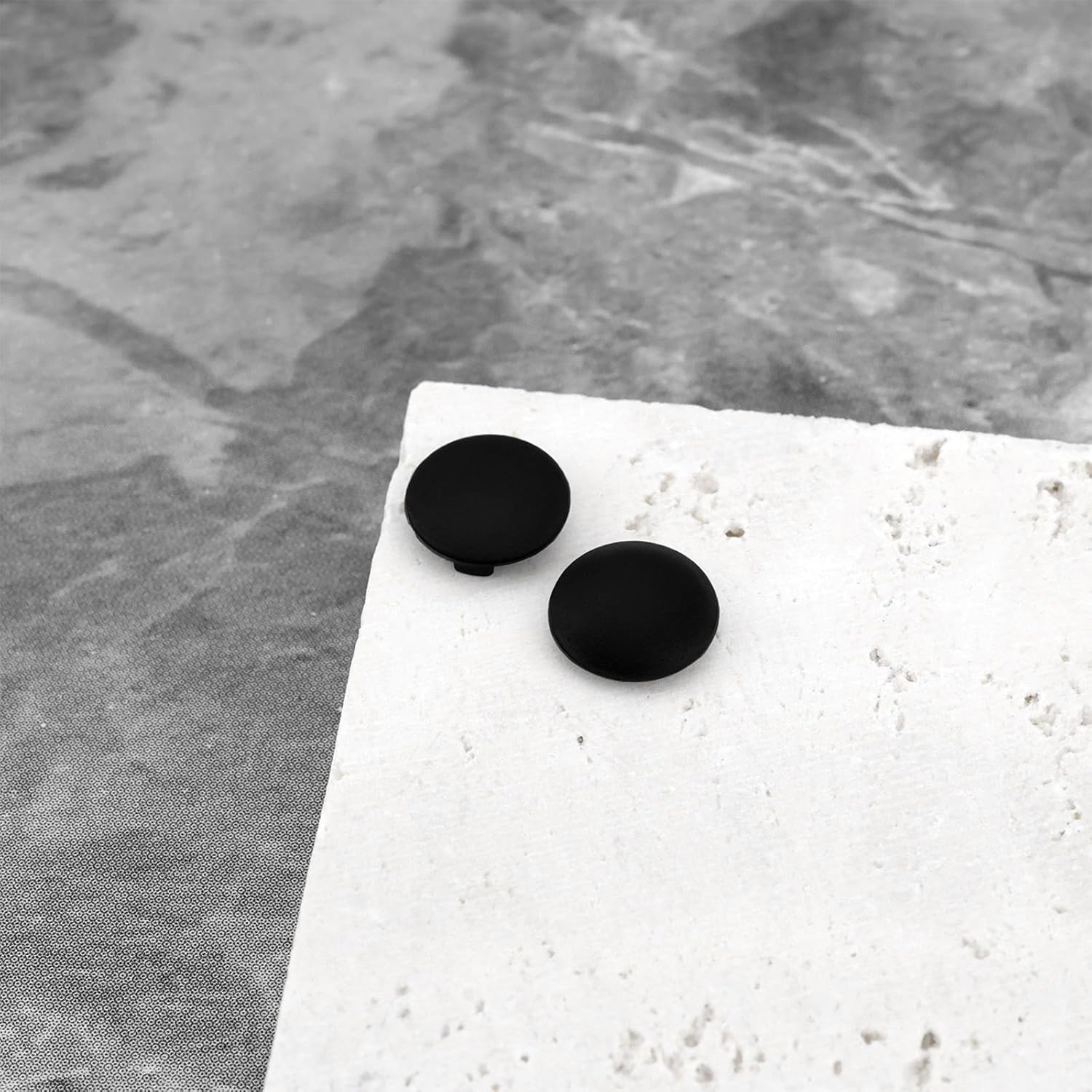 SING F LTD 4Pcs Rubber Feet Bottom Case Feet Compatible with Microsoft Surface Laptop 3 Compatible with Laptop 4 Compatible with Laptop 5 (Black) image number 5