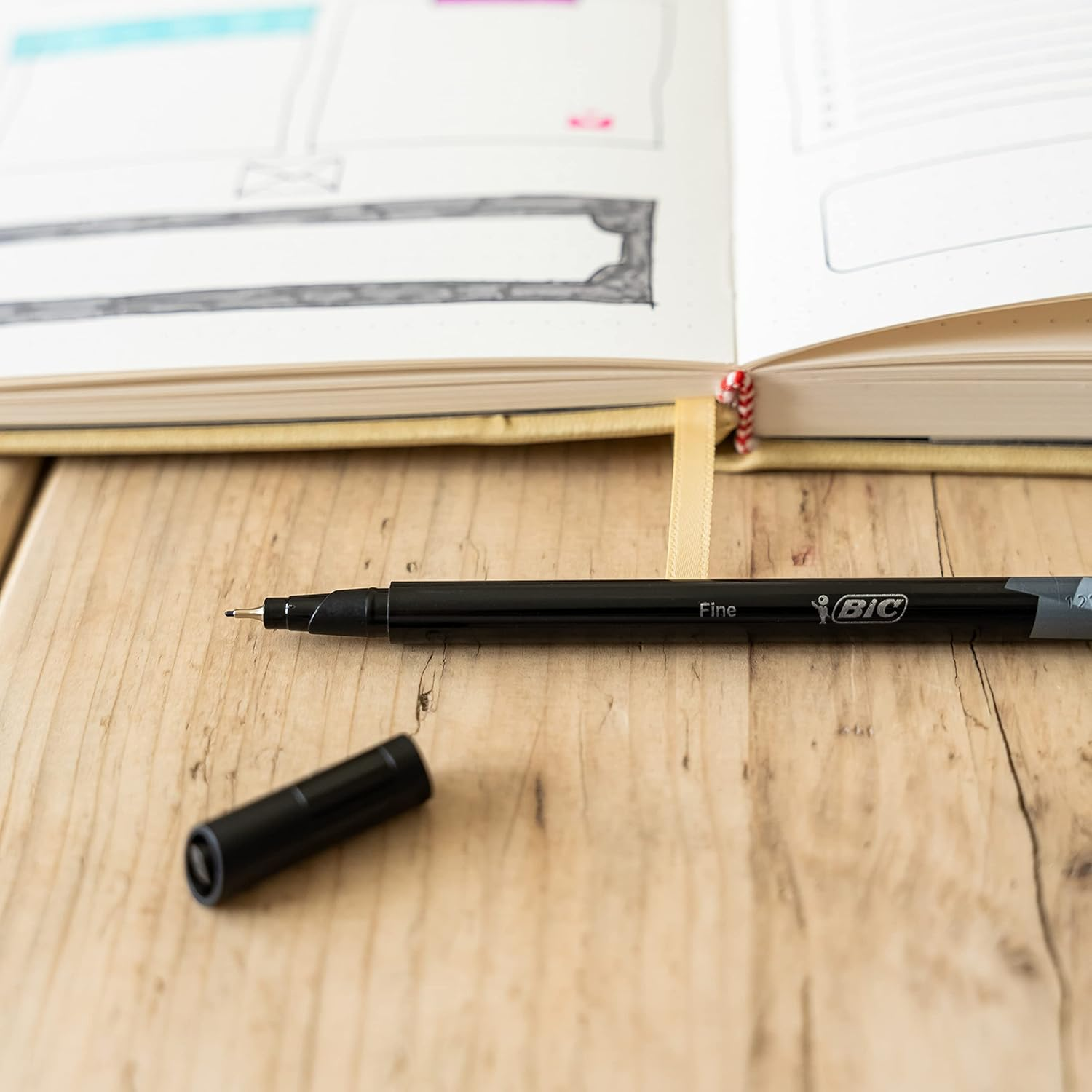 BIC Intensity Fineliner Felt Tip Pen Fine Point (0.8 Mm) - Assorted Colours, Pack of 4 Fineliner Pens, 942082 image number 4