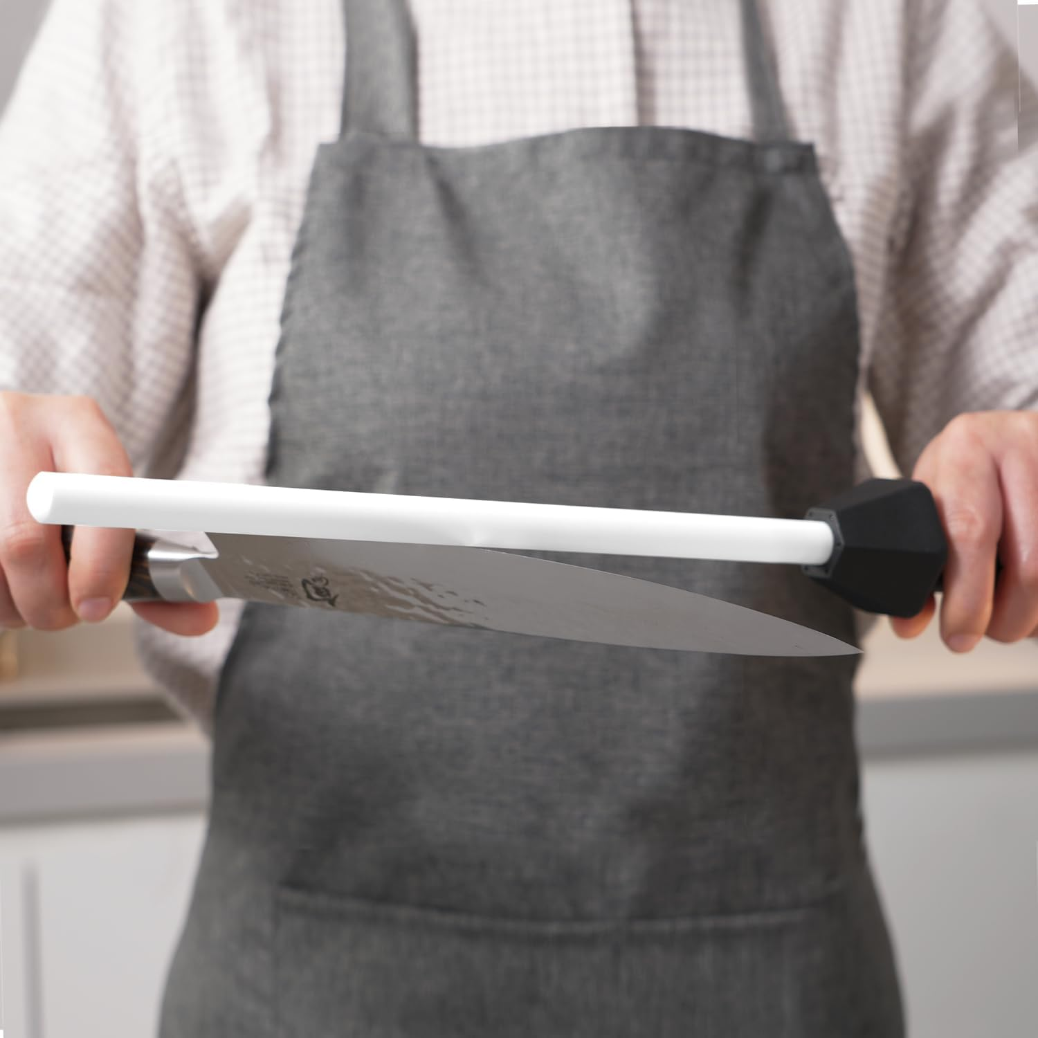 SHARPAL 118H Professional Ceramic Sharpening Fine Honing Rod Steel Kitchen Knife Sharpener Stick with Anti-Breaking Cap Built-In Angle Guide image number 3