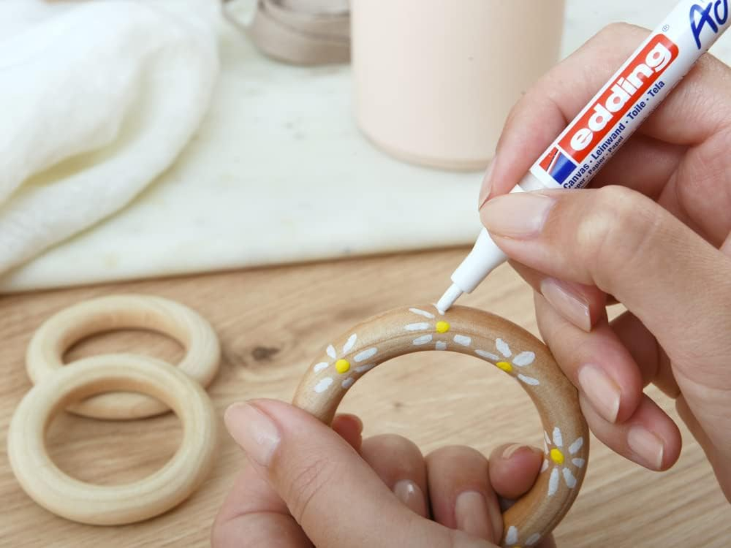 Edding 5300 Acrylic Marker Fine - Gold - 1 Waterproof Acrylic Paint Marker - Fine round Nib 1-2Mm - Acrylic Paint Pen for Drawing on Canvas, Art Paper and Wood - Acrylic Markers for Pebbles