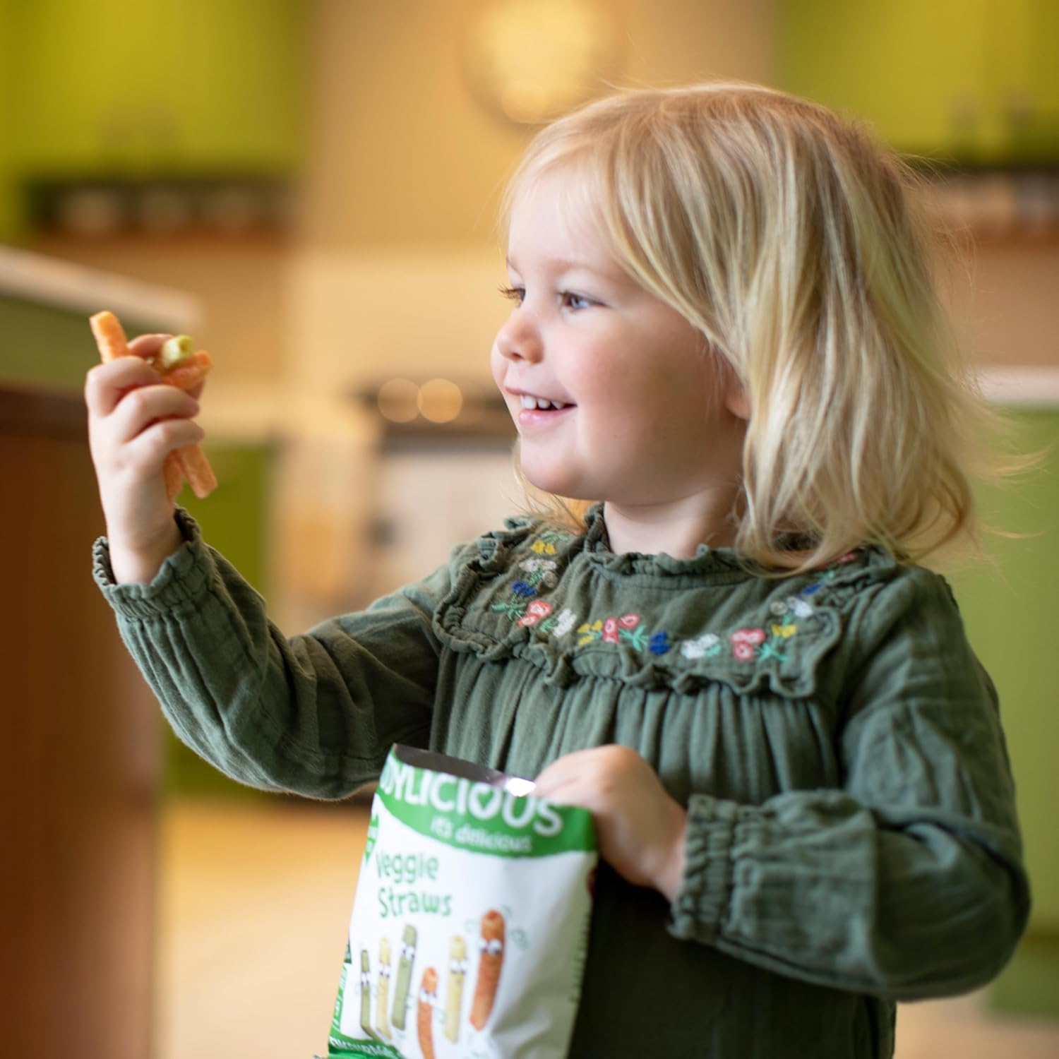 Kiddylicious - Cheesy Veggie Straws - Delicious Snacks for Babies - Suitable for 12+ Months - 4X12G - 48G image number 6