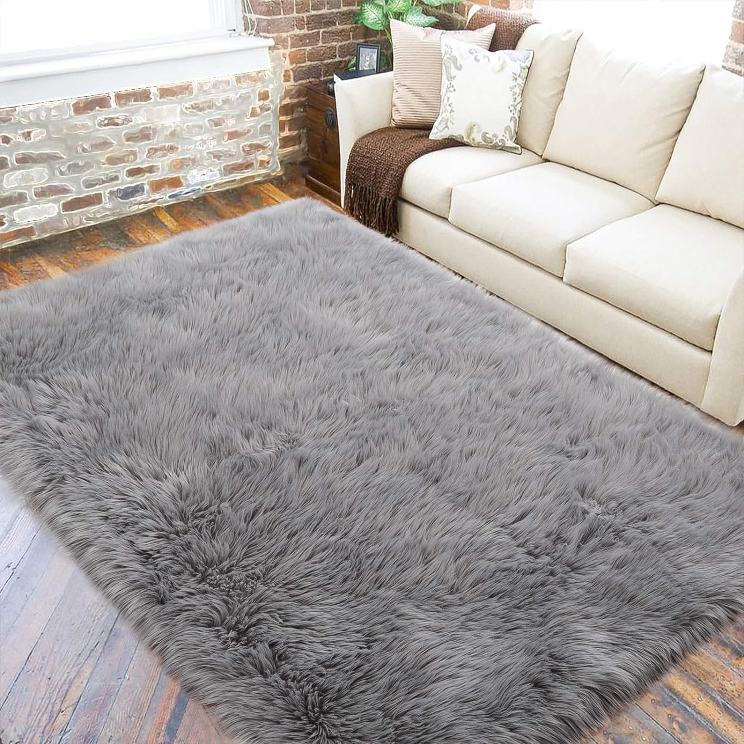 Jaemoose Soft Faux Sheepskin Rug, Faux Fur Rug for Living Room, Fluffy Washable Rug Area Rugs for Bedroom, Kids Girls Boys Home Decor Aesthetic Fluffy Rug, Rectangle (Grey, 80 X 180 Cm) image number 2