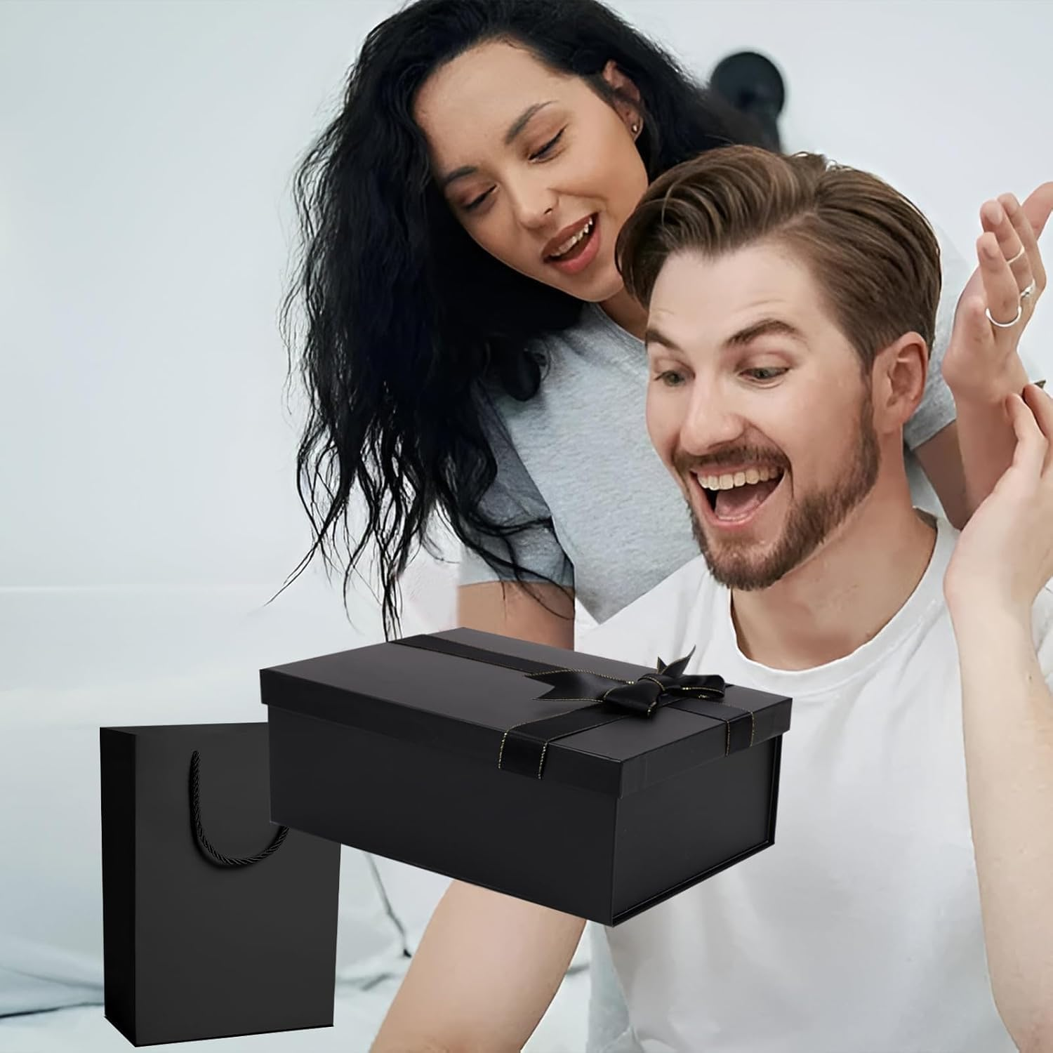 PQCLXUYA Black Gift Boxes,8.6" X 6.3" X 3.3" Gift Boxes with Lids,Luxury Gift Boxes,With Ribbon Bow, Gift Bags,Card and Shredded Paper Filler Family, Friends, Children or Clients (Black) - Black image number 5