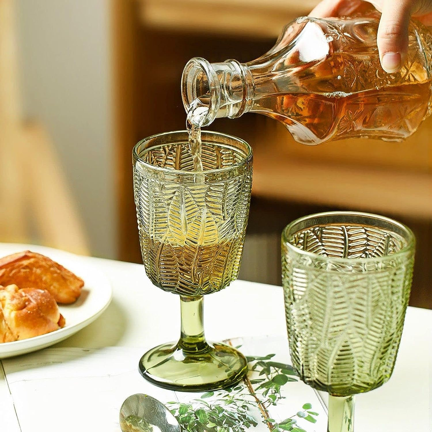 HZIYOU Vintage Green Wine Glasses Set of 4, 11 Oz Colored Glass Drinkware Sets, Embossed Floral Pattern Non-Slip, Unique Vintage Glasses Drinking, Goblet Glasses, Wedding, Party, Bar, Dinner (Green) image number 4