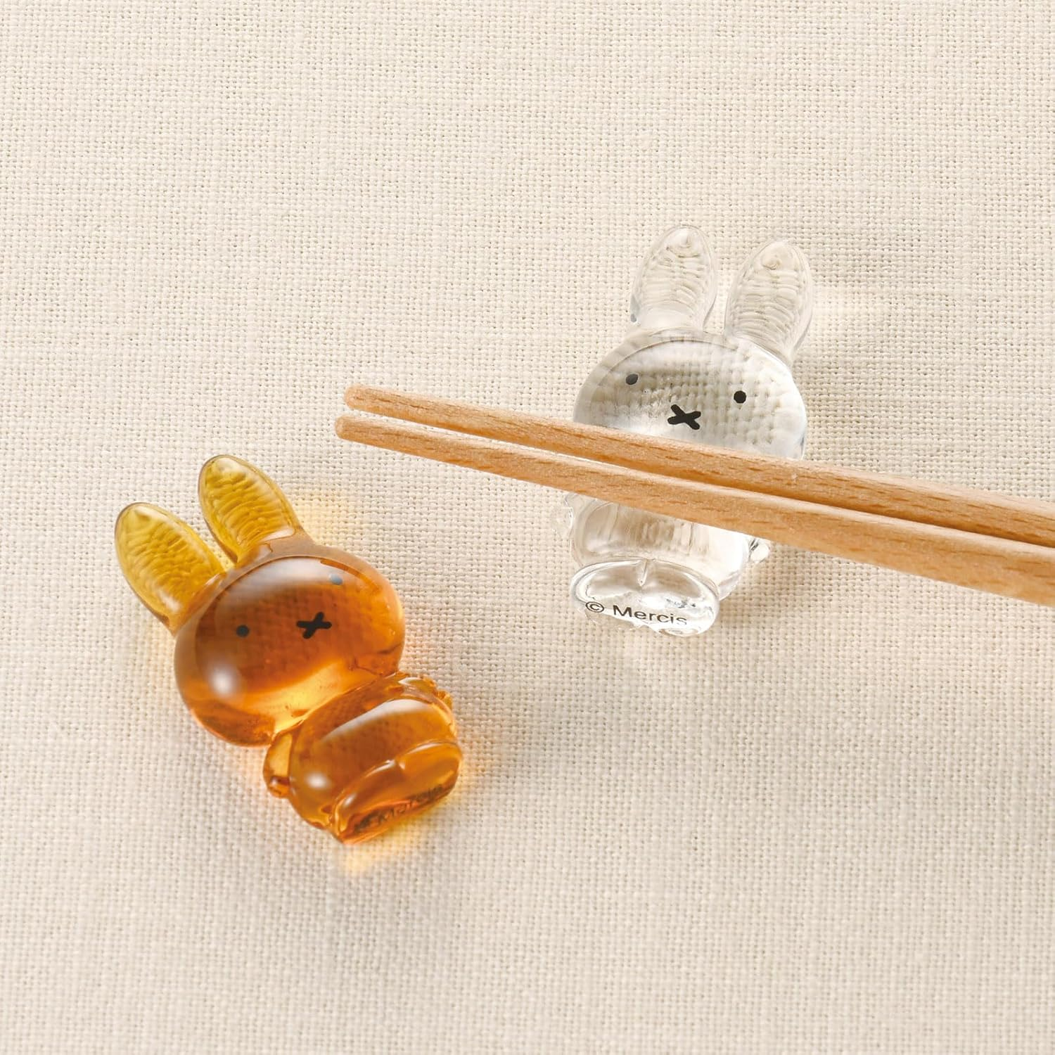 Dick Bruna Miffy 209580 Durable Transparent Glass Chopsticks Rest Approx. Diameter 8.7 X 2.0 X 0.8 Inches (22 X 5 X 2 Cm), Tableware, Goods, Miffy, Interior, Miscellaneous Goods, Gift, Birthday Gift, image number 2