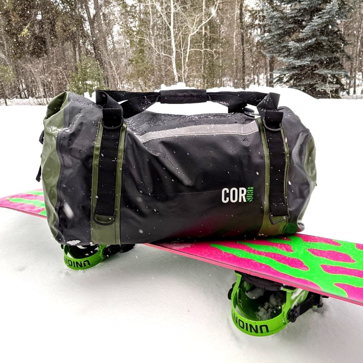 Waterproof Dry Duffel Bag - 100% Waterproof Rolltop Heavy-Duty Dry Duffle Bag for Boating, Rafting, Kayaking, Surf and Camping, 60L (Black and Green) image number 5