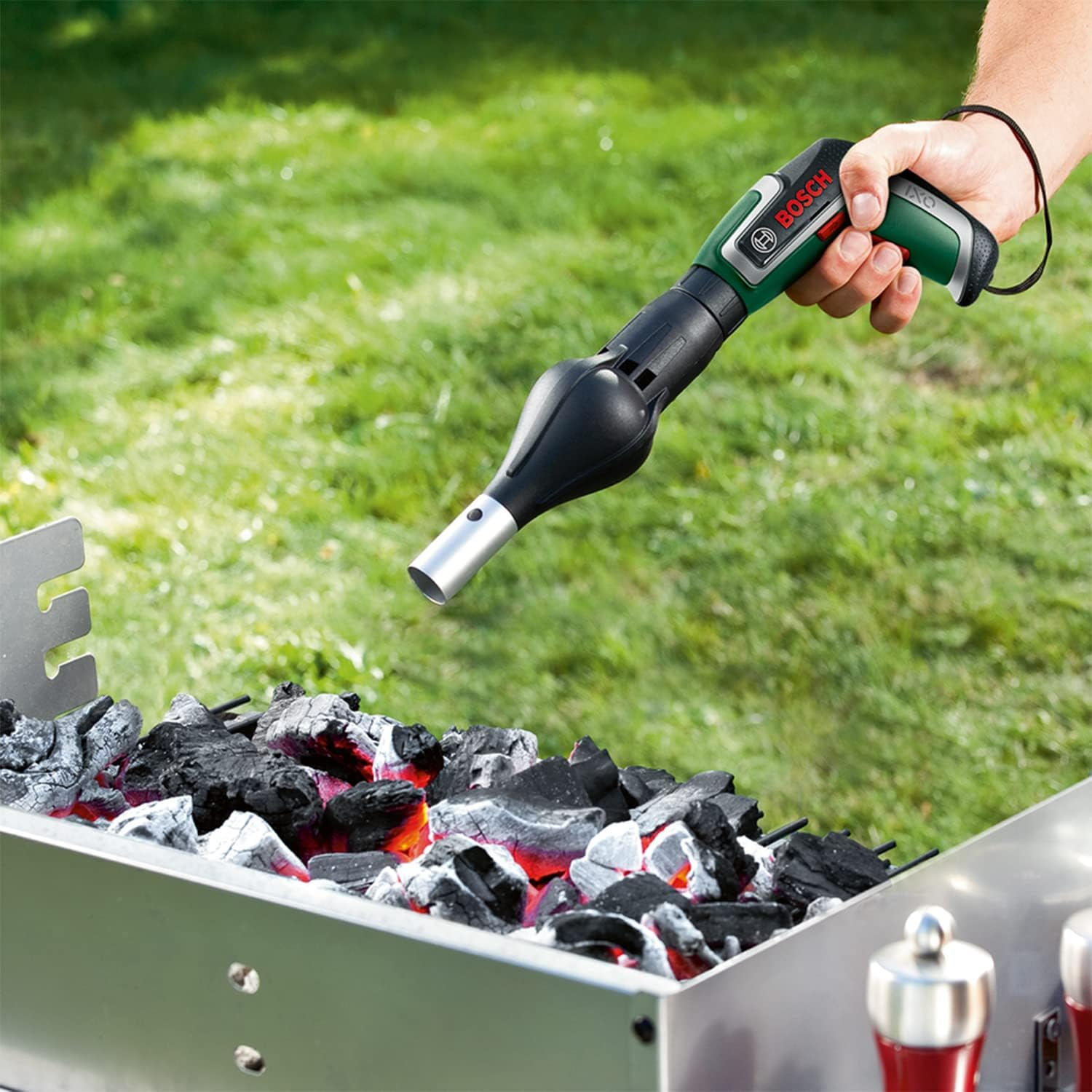 Bosch Home & Garden IXO BBQ Blower Adapter (Compatible with IXO 4Th, 5Th, 6Th, and 7Th Generation, in Cardboard Box) image number 4