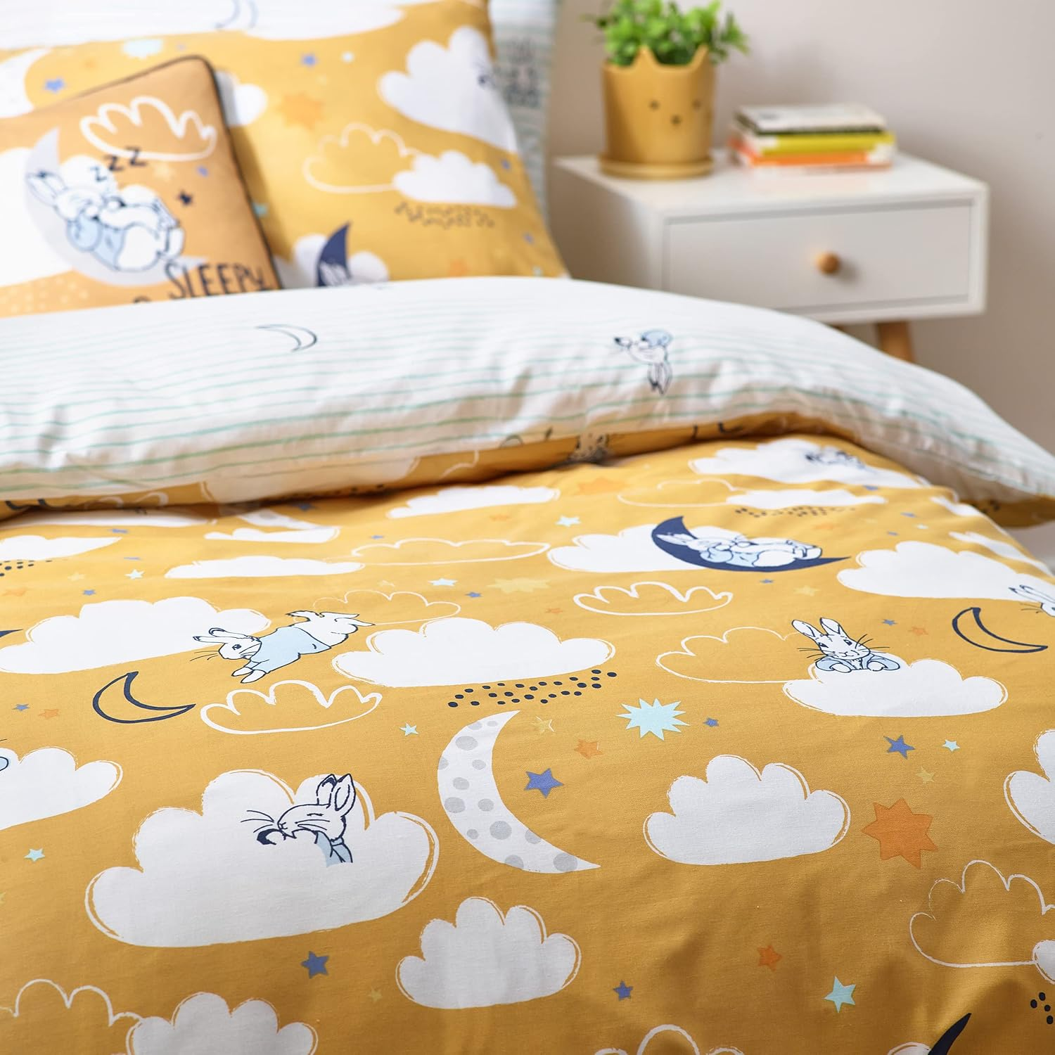 Peter Rabbit&trade; Sleepy Head Duvet Cover Set - Single - Ochre - Ochre image number 4