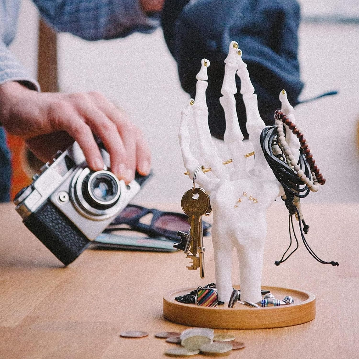 Suck UK Skeleton Hand Jewellery Holder, White