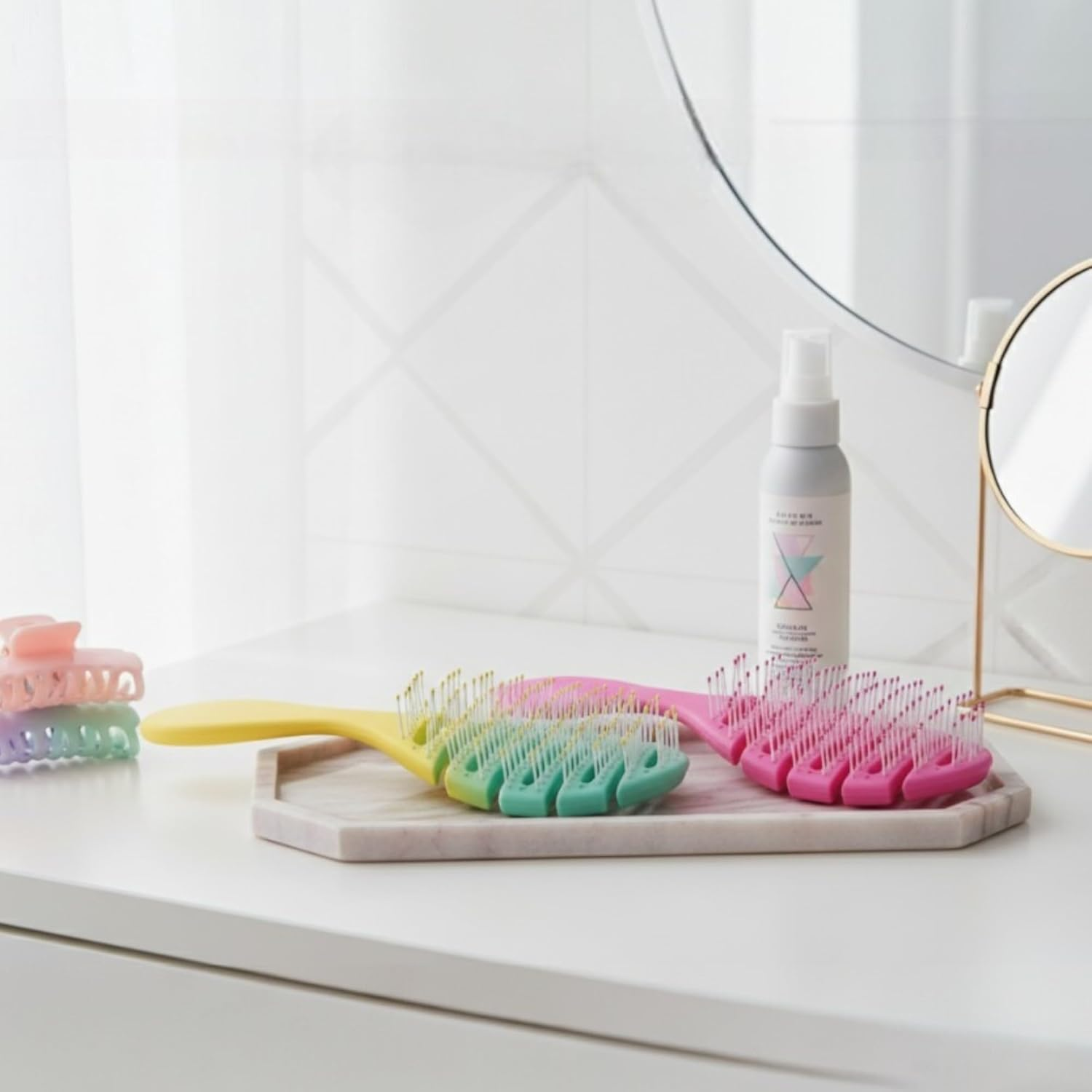 MIJOMA Set of 2 Flexible Hair Brushes - Vented Detangler Design for Quick Blow Drying and Gentle Detangling, Soft Tip Bristles for Scalp, Candy Colours, 22.5 X 7.2 Cm image number 3