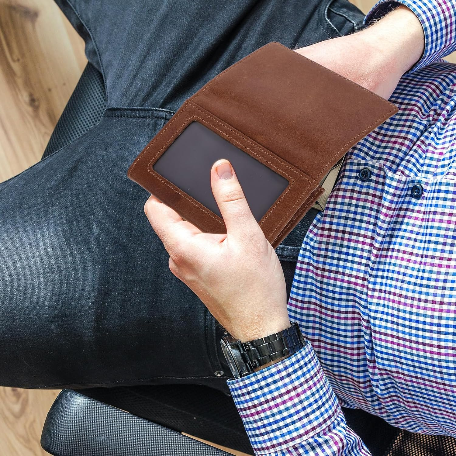 FRCOLOR Genuine Leather Small Coin Purse Card Holder Wallet for Women and Men, Compact Distressed Leather Change Pouch with Multiple Card Slots, Portable Money Organizer for Everyday Use image number 3