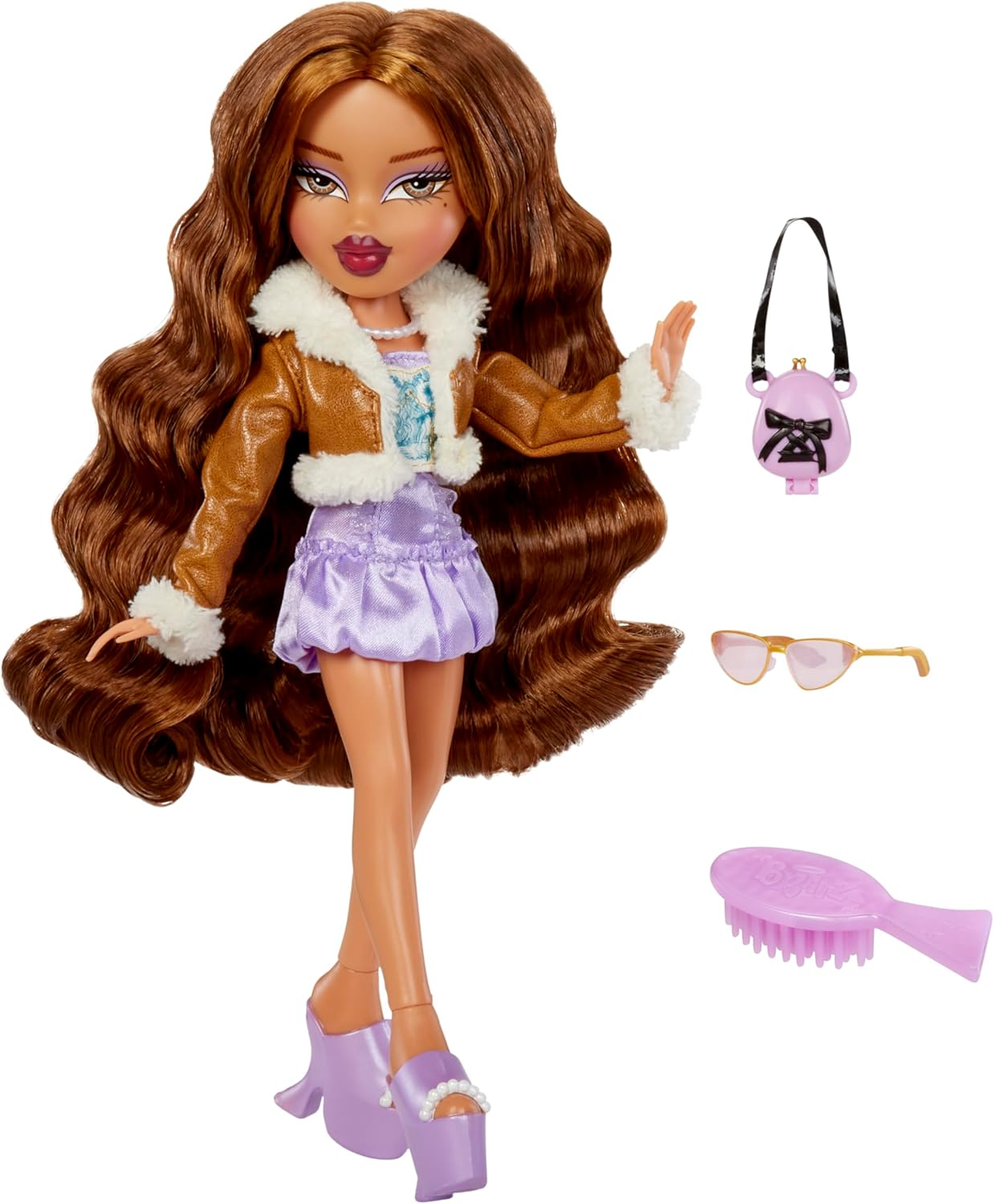 Bratz Babyz Runwayz Doll - Cloe - 1 Collectible Fashion Doll with Stylish Outfit, Cute Baby Doll with a Necklace That Doubles as a Keychain - Kids Toy - Great for Ages 6 and Older image number 3