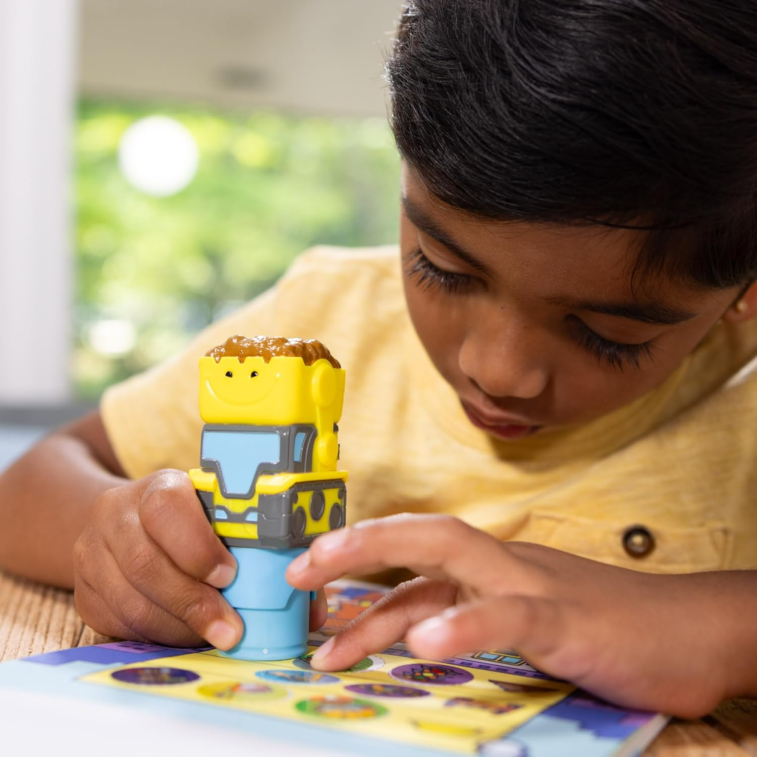 Melissa & Doug Sticker Wow! Bulldozer Bundle &mdash; 24-Page Activity Book, Refillable Stamper, Mini Pad & 500 Stickers (Ages 3+) image number 5