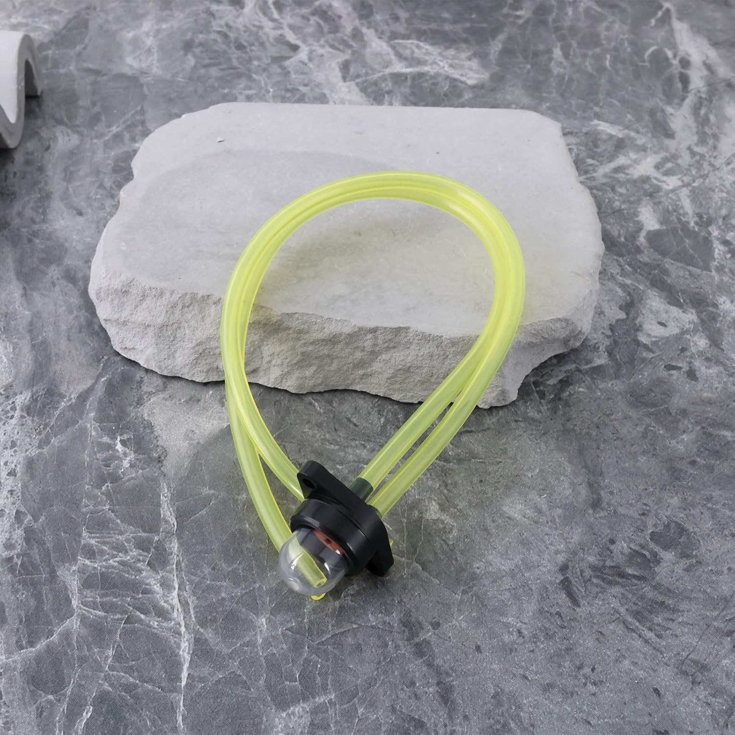 Be in Your Mind 2X Chainsaw Primer Bulb Fuel Pump Mower Fuel Line Compatible with Poulan Pro 210 230 221 260 2550