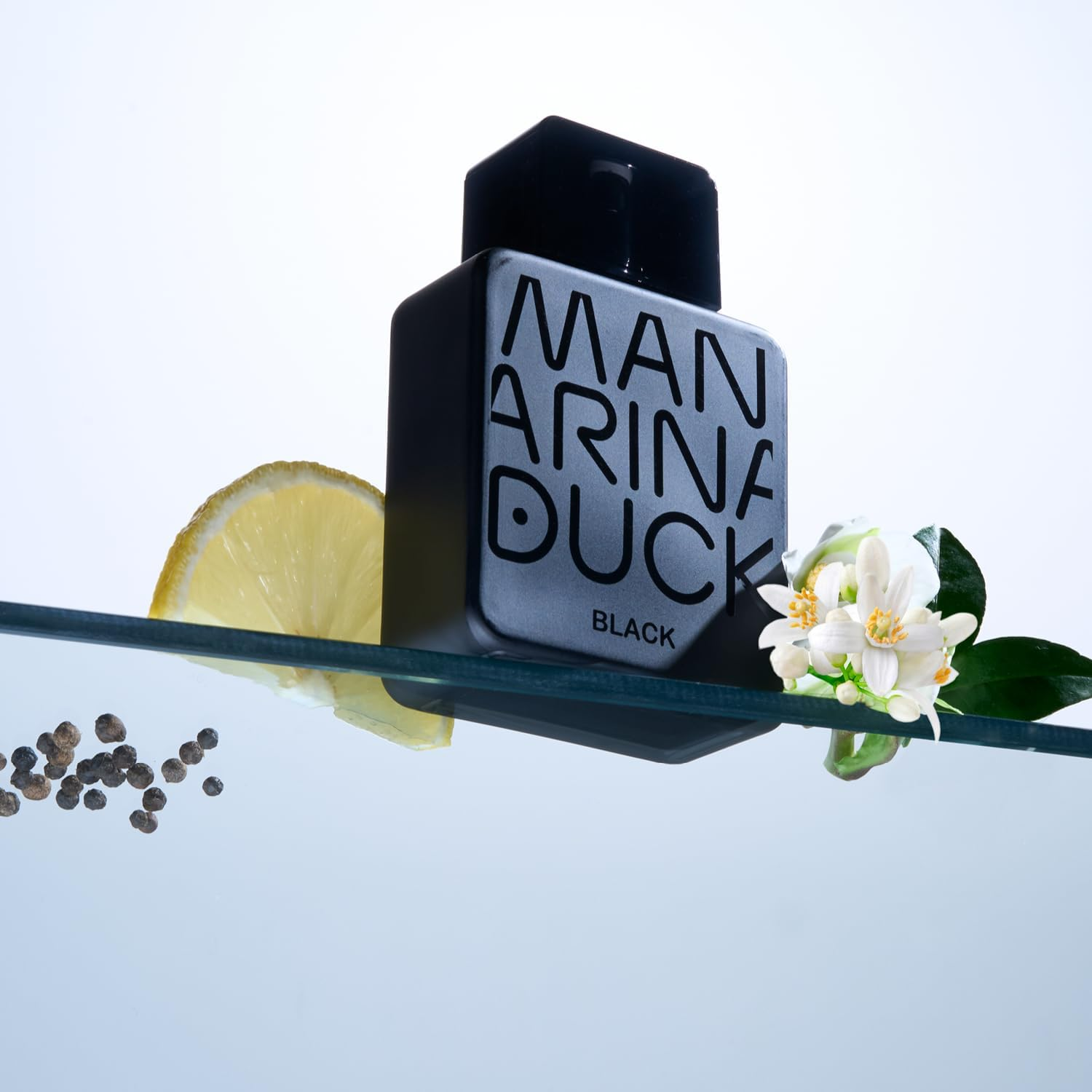 Mandarina Duck Black Eau De Toilette Spray Mens Cologne, 100 Ml image number 2