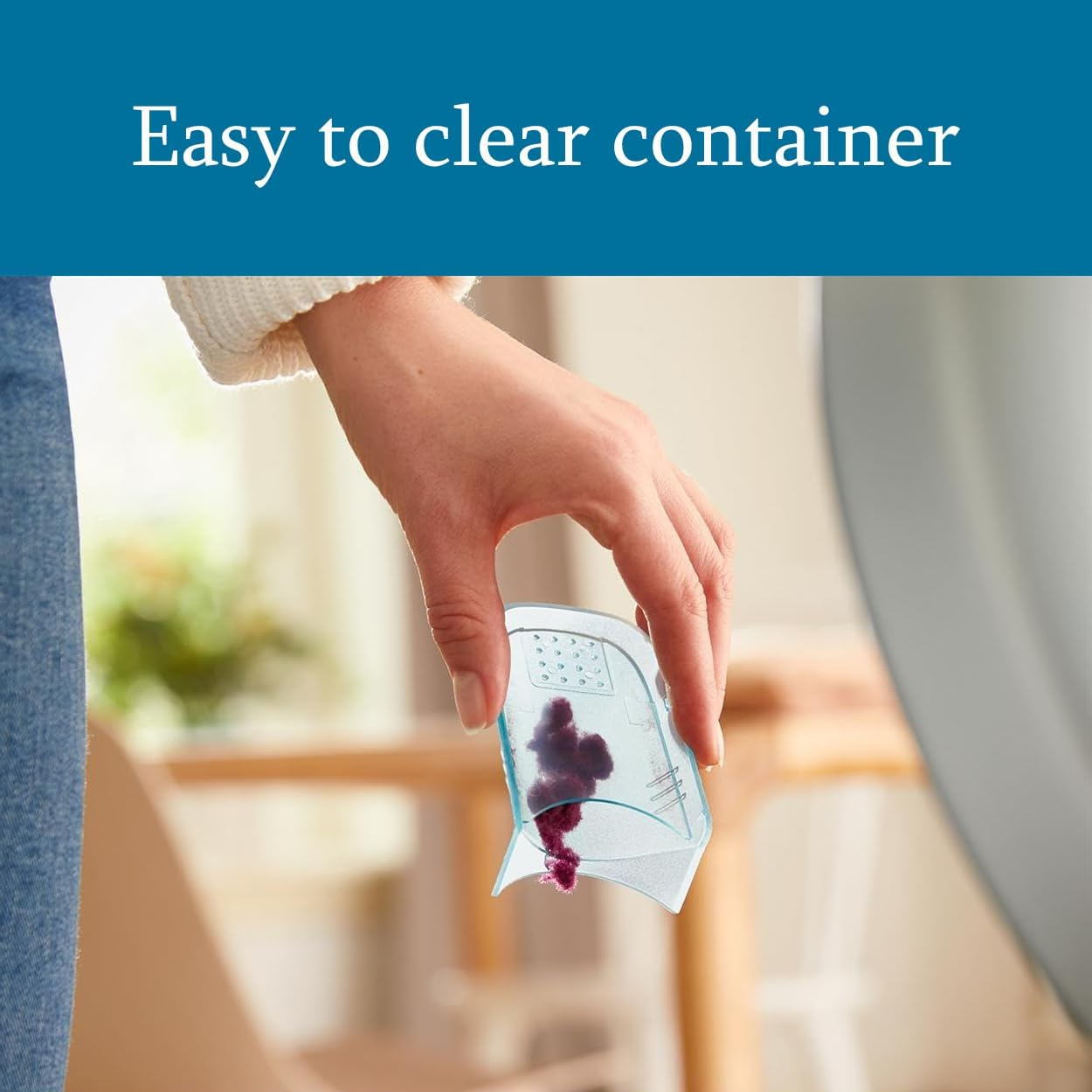 LEIAOLY Fabric Shaver and Lint Remover, Sweater Defuzzer with 2 Replaceable Stainless Steel Blades,Usb Rechargeable,Electric Lint Shaver with 6-Leaf Blades Remove Clothes Fuzz, Lint Balls, Pills - Blue image number 6