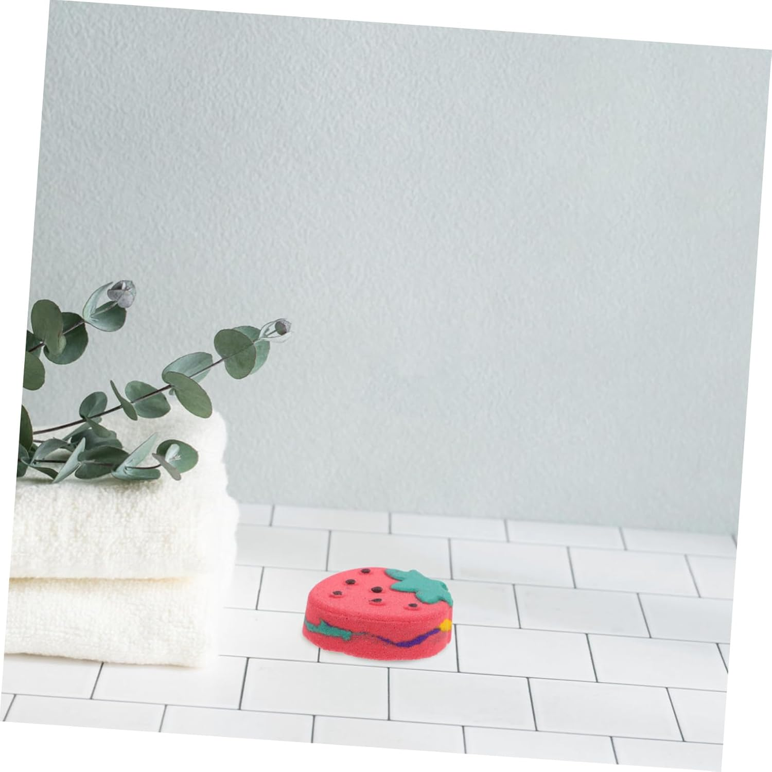 OATIPHO Creative Strawberry Aroma Moisturizing for Women Relaxing Soak with Calming Effect For image number 3