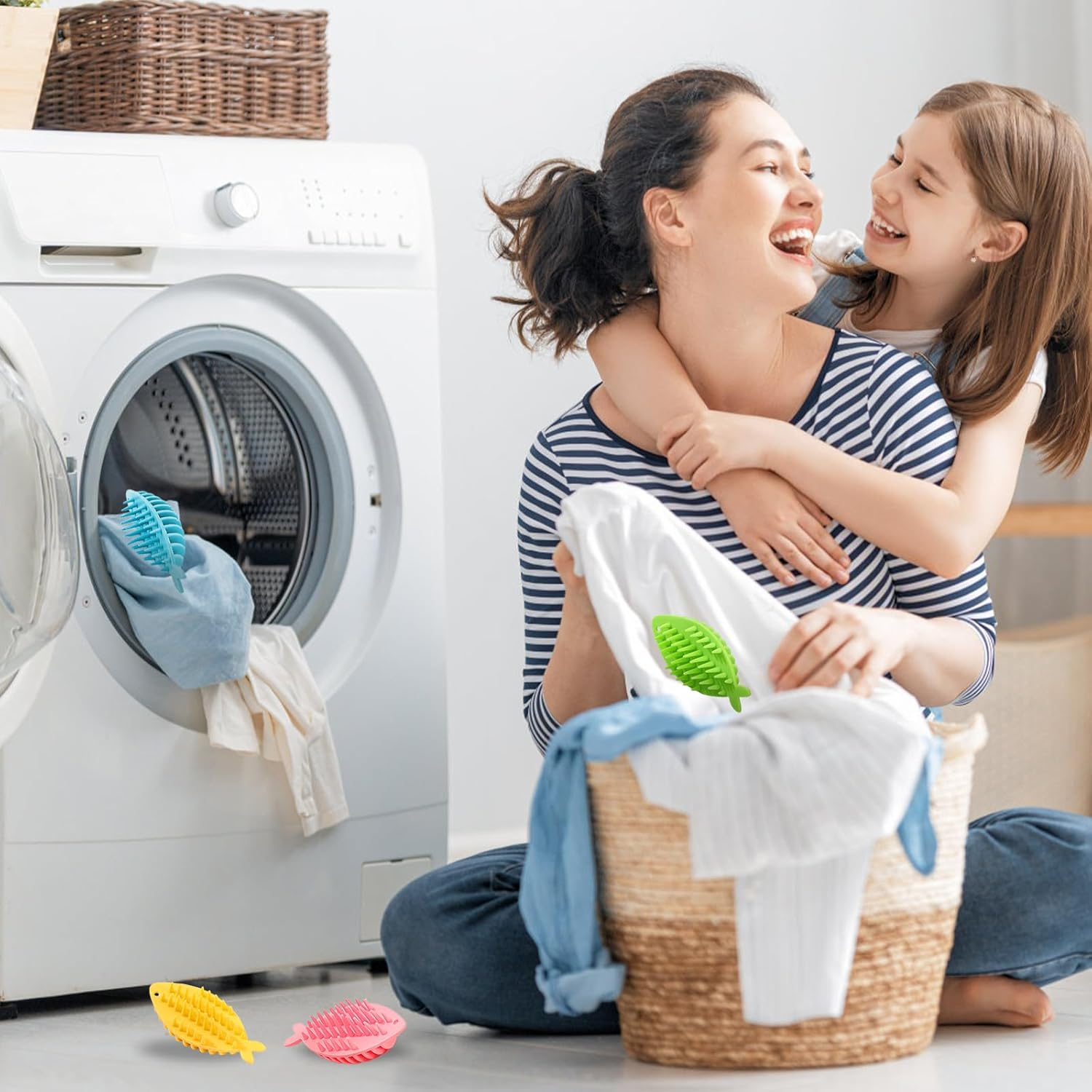 4Pcs Reusable Laundry Balls, Soft TPR Laundry Balls, Laundry Agitator Balls for Washing Machine, Dryer Balls Laundry, Laundry Scrubbing Balls Tangle-Free for Washing Machine (4)