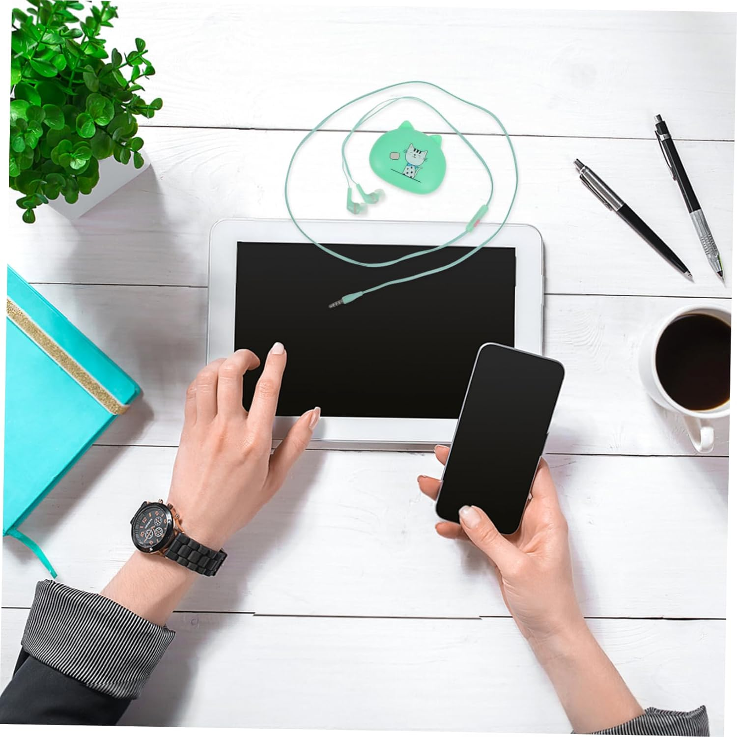 CATIEBYE Corded In-Ear Earphones Universal Wired Earbuds Compatible Smartphones Green High Sound Quality Headset for Phone Accessories and Mobile Use image number 2