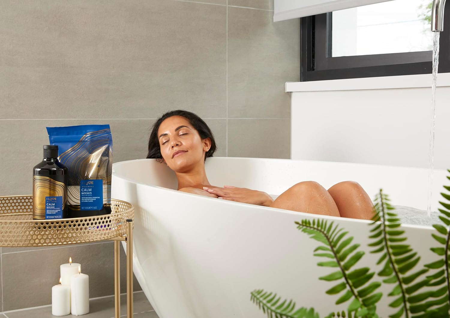 I Love Wellness CALM Bath Soak, with Natural Essential Oils of Petitgrain & Ylang Ylang, Fragranced Bath Soak, Invigorating Aroma, Vegetarian & Vegan-Friendly - 500Ml image number 1