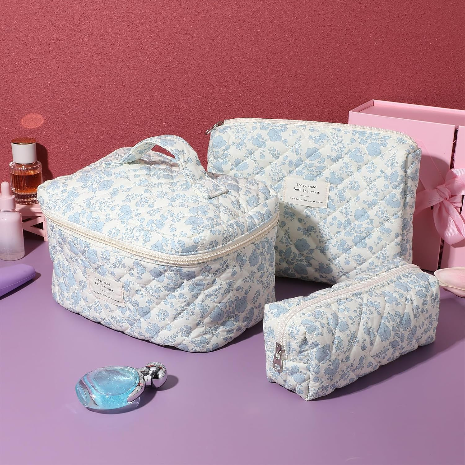 Portable Cotton Quilted Makeup Bag Set for Women, 3Pcs Travel Toiletry Organizer with Zipper, Floral Print Vanity Pouch for Bathroom and Travel Use image number 2