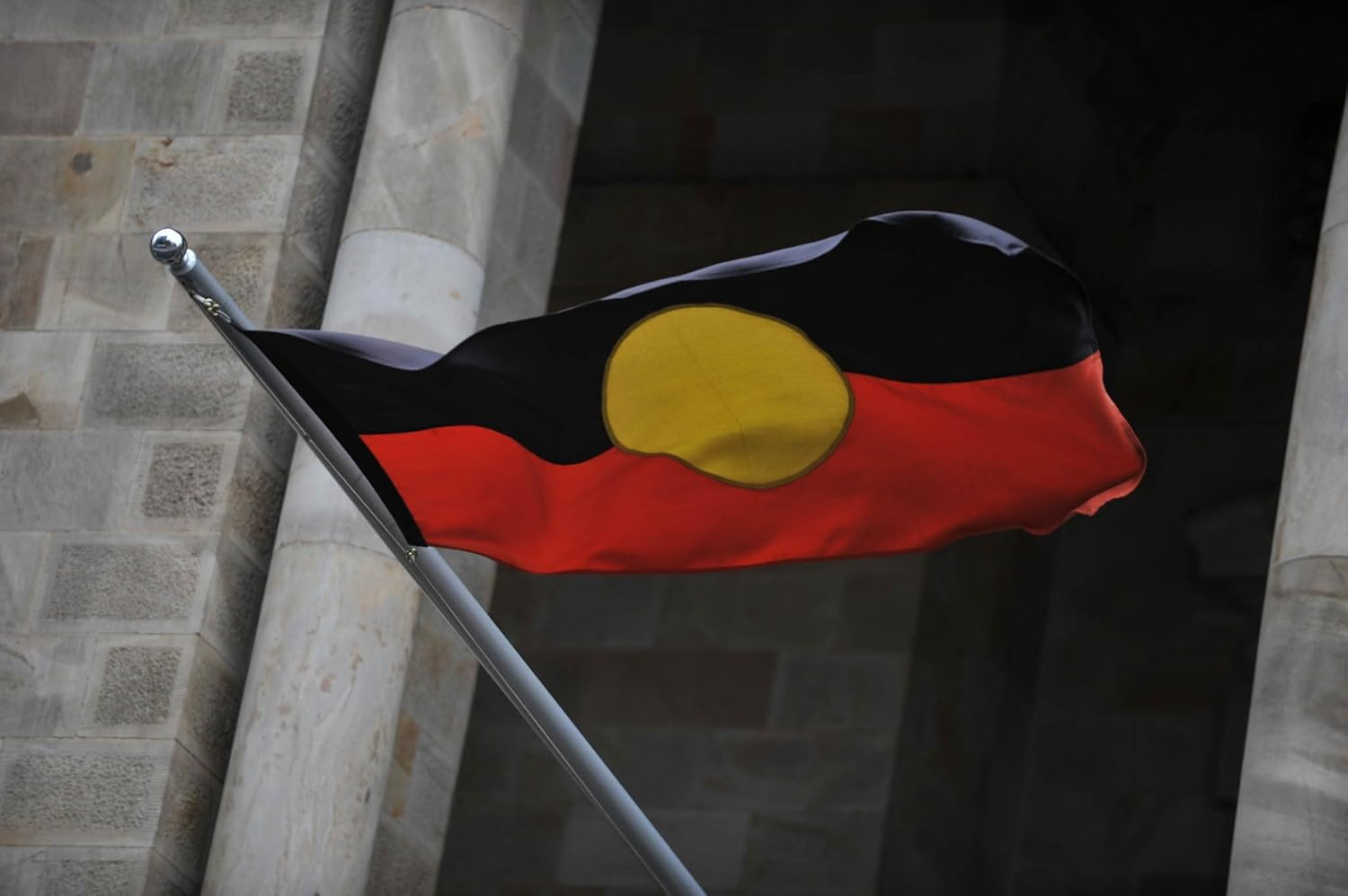 AUPOINT Australian Aboriginal Flag, 90 X 150 Cm, Black, Yellow, Red, Indoor Outdoor Garden Avenue for Holiday Party image number 6