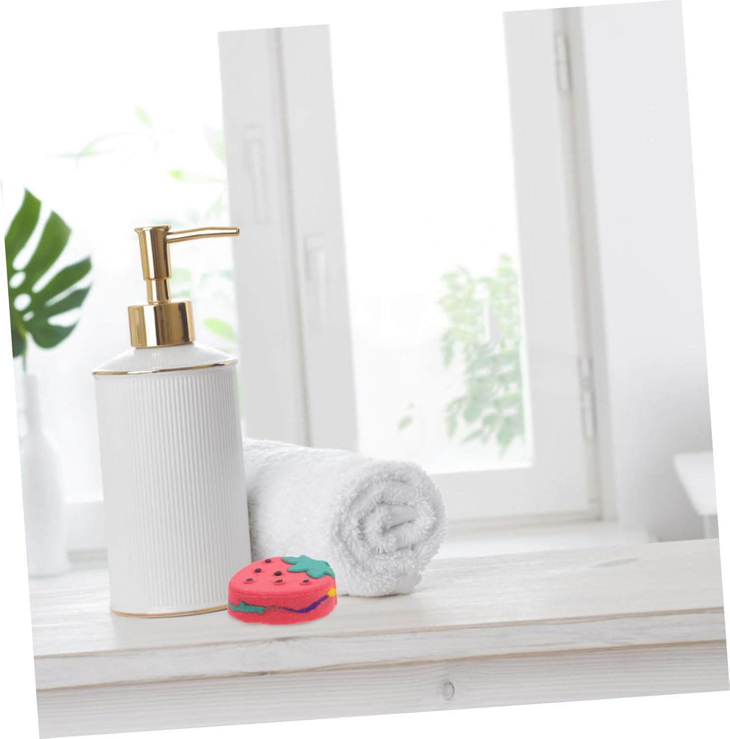 OATIPHO Creative Strawberry Aroma Moisturizing for Women Relaxing Soak with Calming Effect For image number 5