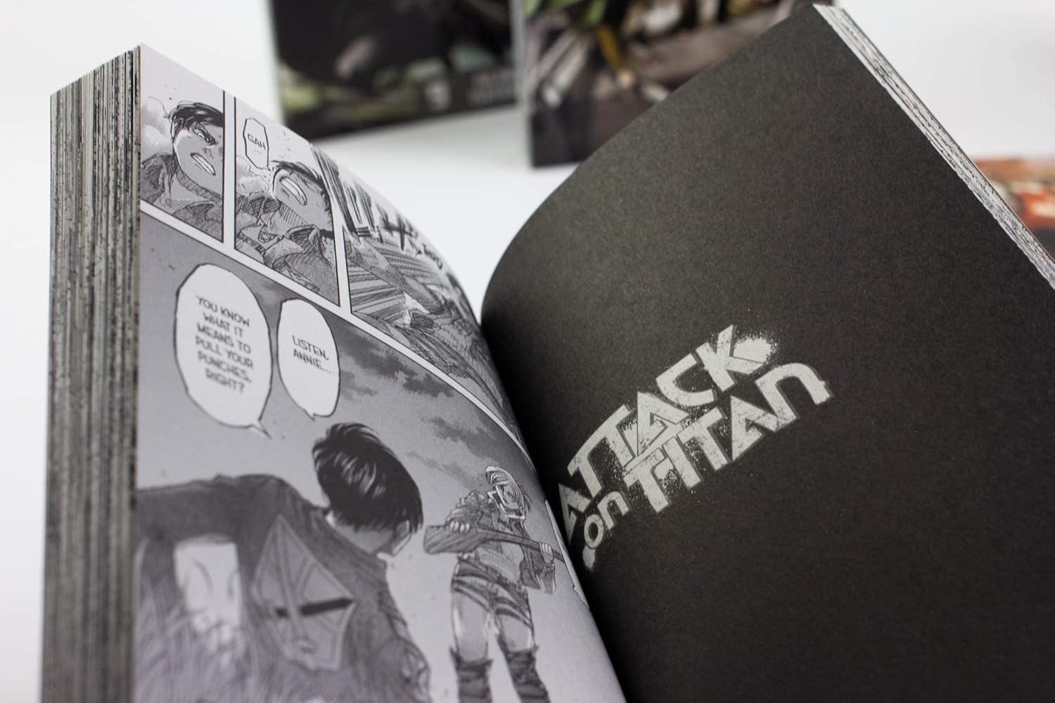 Attack on Titan Season 2 Manga Box Set image number 1