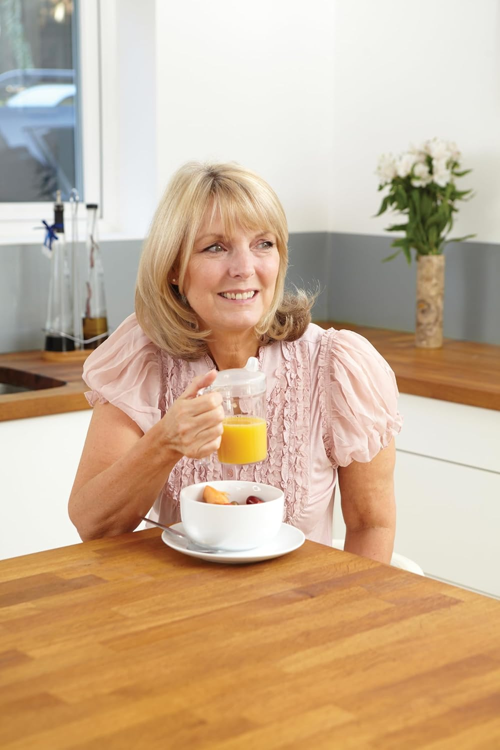 Homecraft Shatterproof Mug, Spout and Recessed Lids, 400Ml, Large Handle Dining Aid for Easy and Safe Consumption of Liquids, Coffee and Tea Cup for Elderly, Disabled, and Handicapped Users image number 1