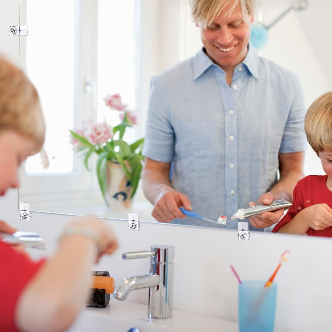 Bagteck 22 Sets of Mirror Holder Clips Kit,Crystal Clear Plastic Mirror Clip,Mirror Holder Clips Glass Retainer Clips Kit,Mirror Hanging Kit with Screws and Fixed Mirror Box Door(Classic Style) image number 3