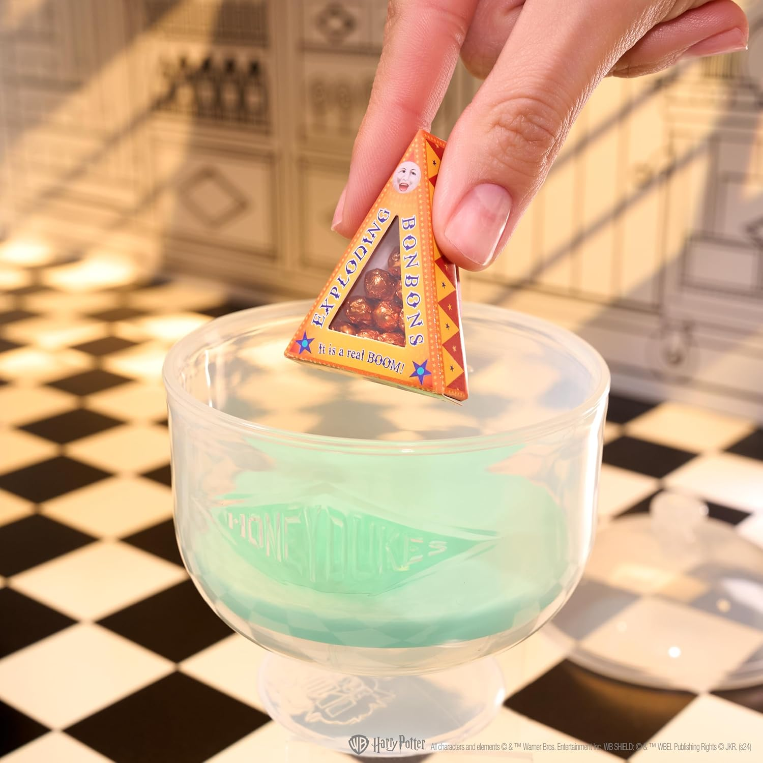 Mga&rsquo;S Miniverse Make It Mini Honeydukes - Harry Potter Mini Collectibles, DIY, Resin Play, Replica Food, for Collectors & Kids 8+, NOT Edible image number 2