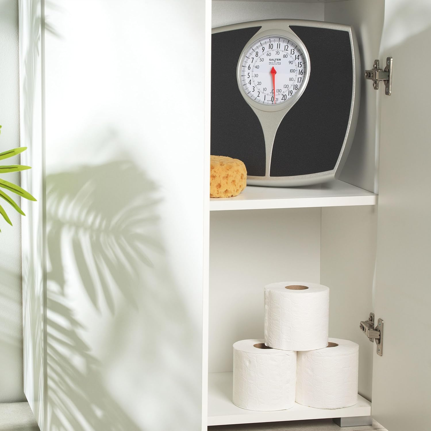 Salter Mechanical Bathroom Scales - Analogue Personal Scale, 136 Kg Max Capacity, Easy to Read Large Display, Non-Slip Platform, Battery-Free, Accurate and Precise Weighing - Kg/St/Lbs image number 4