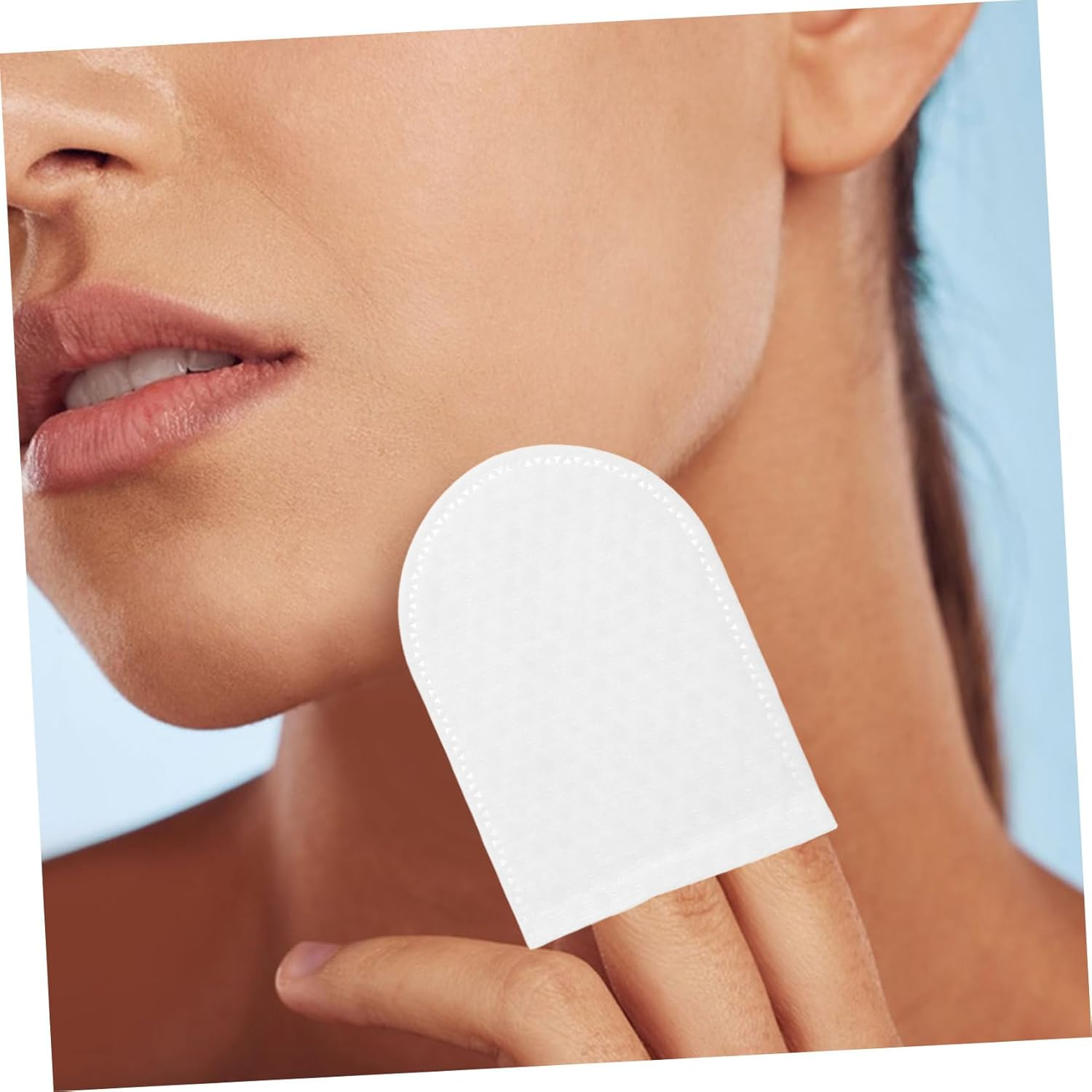 Reusable Makeup Remover Cotton Rounds 120Pcs U-Shaped Finger Pocket Soft Exfoliating Facial Pads for Travel and Oral Cleaning image number 5