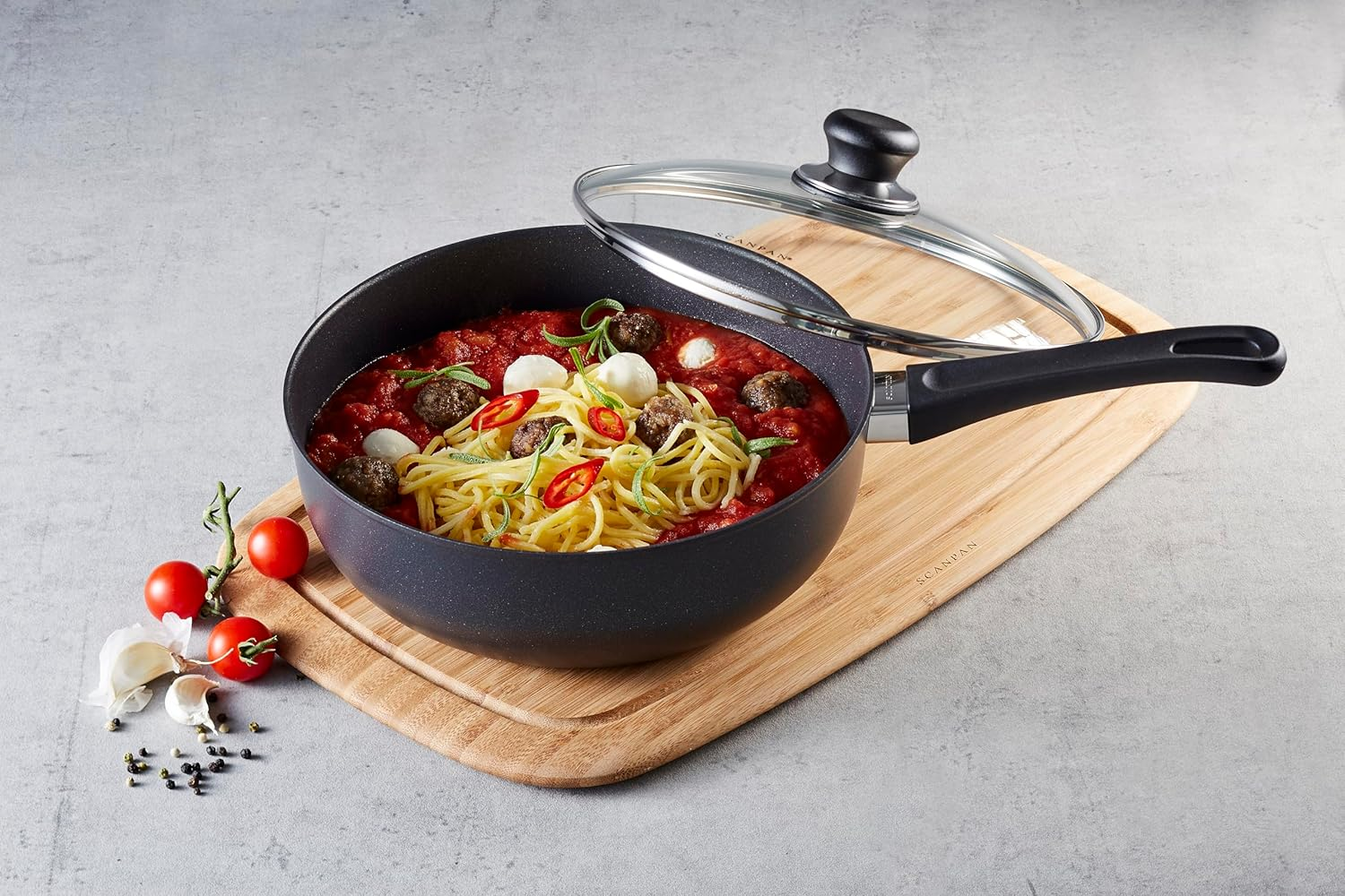 Scanpan Classic Deep Saut&eacute; Pan, 26 Cm,Black