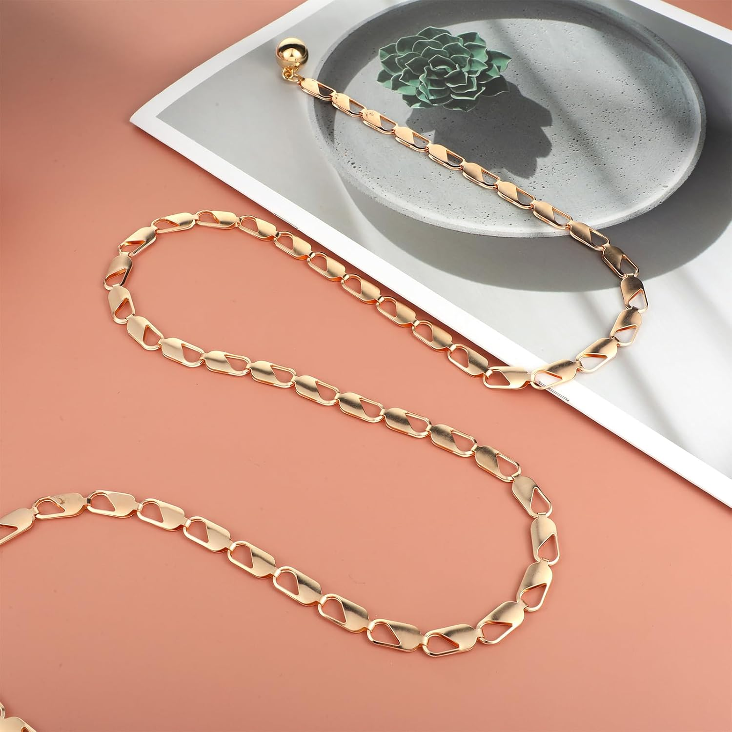 Chain Belt for Women Gold Chain Belt Adjustable Gold Metal Chain Dress Belt Multilayer Chunky Chain Belts for Dress Body Waist Link Belts Chunky Chain Belts for Jeans Dresses, Medium, Iron Alloy