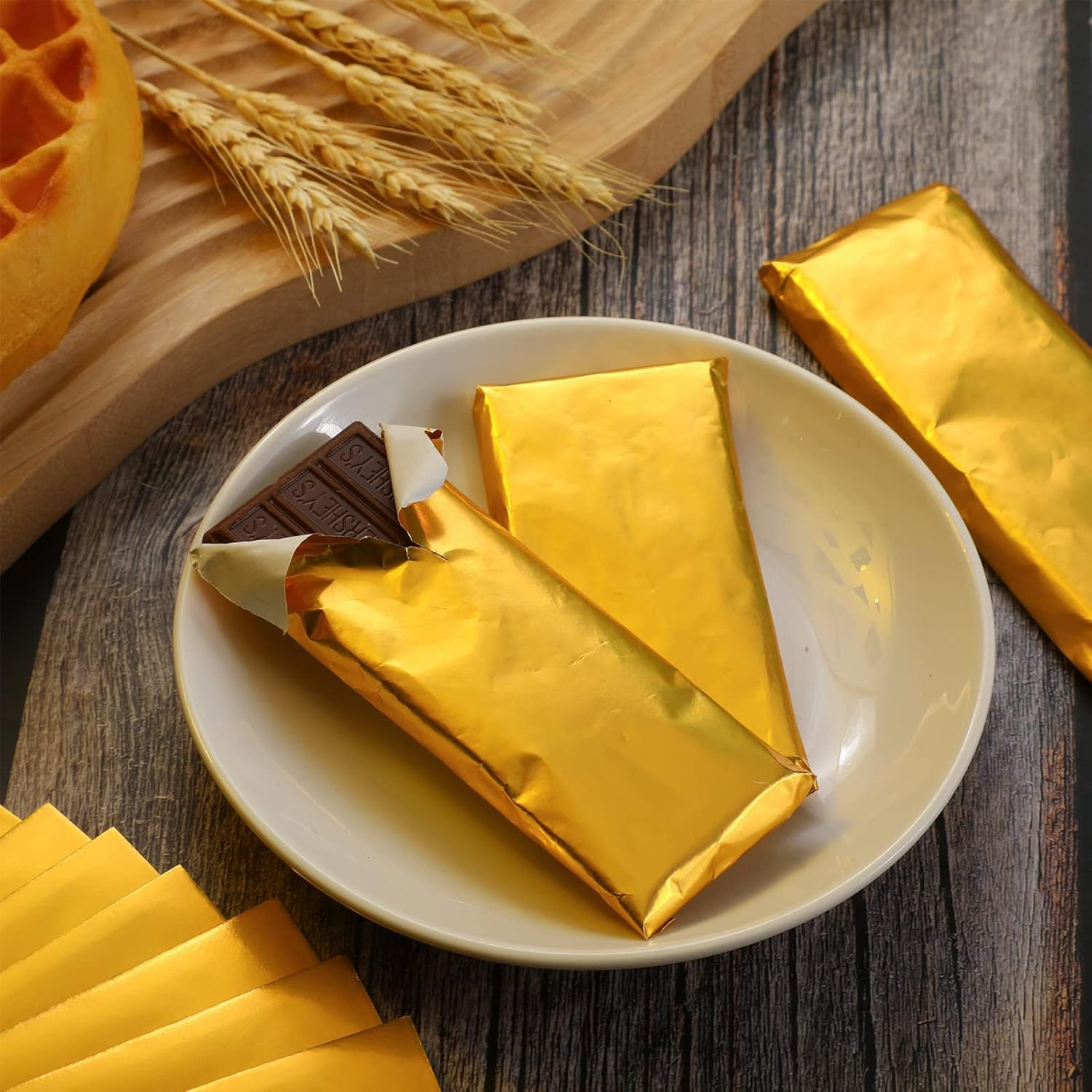 Tanlade 200 Pcs Gold Aluminium Chocolate Candy Wrappers with Thick Paper Backing, 7.5 X 6 Inch, Party, Occasion: Christmas image number 1