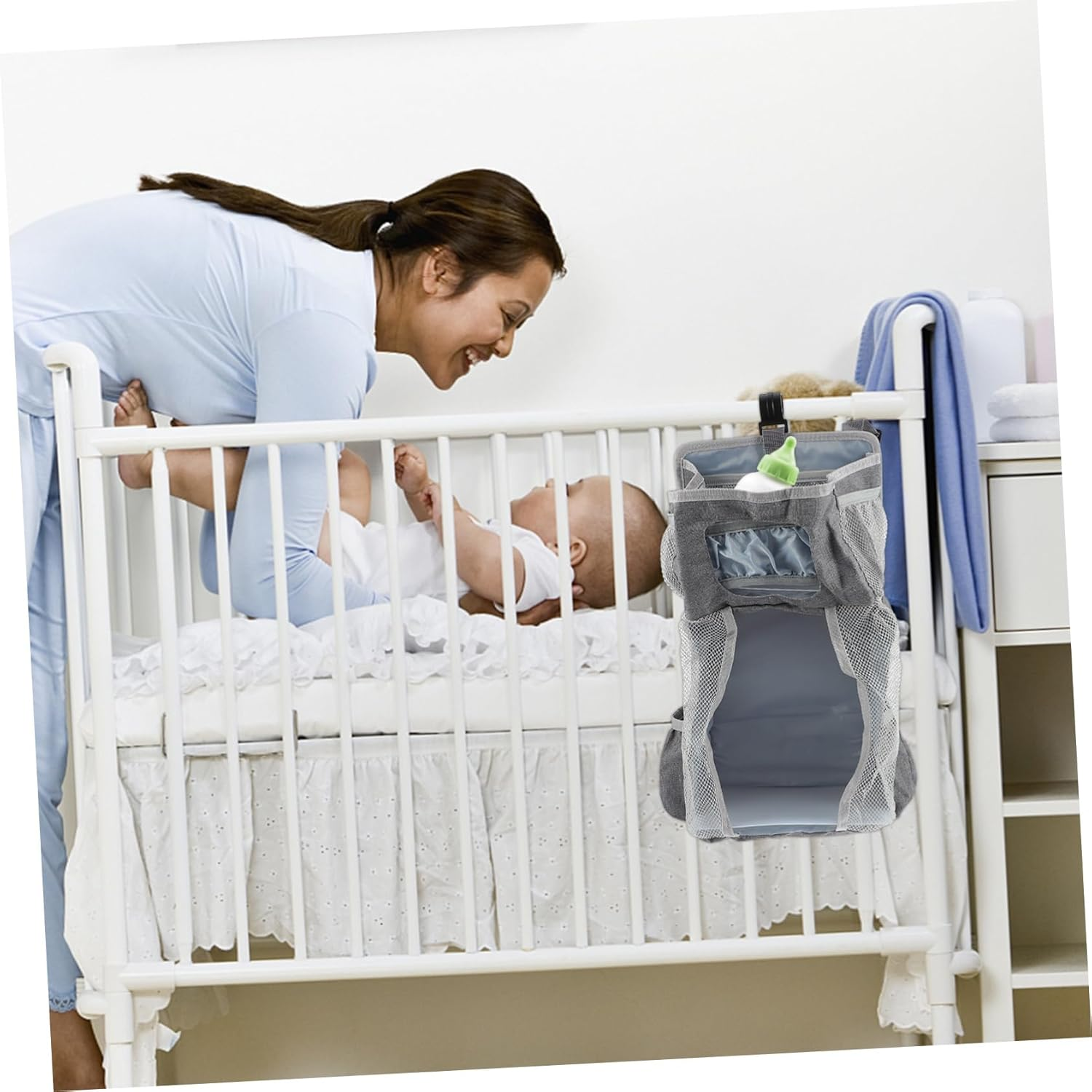 Hanging Diaper Organizer Bag for Nappy Storage Crib Pouch Grey Snowflake Material Easy Attachment to Bed for Quick Access to Essentials image number 2