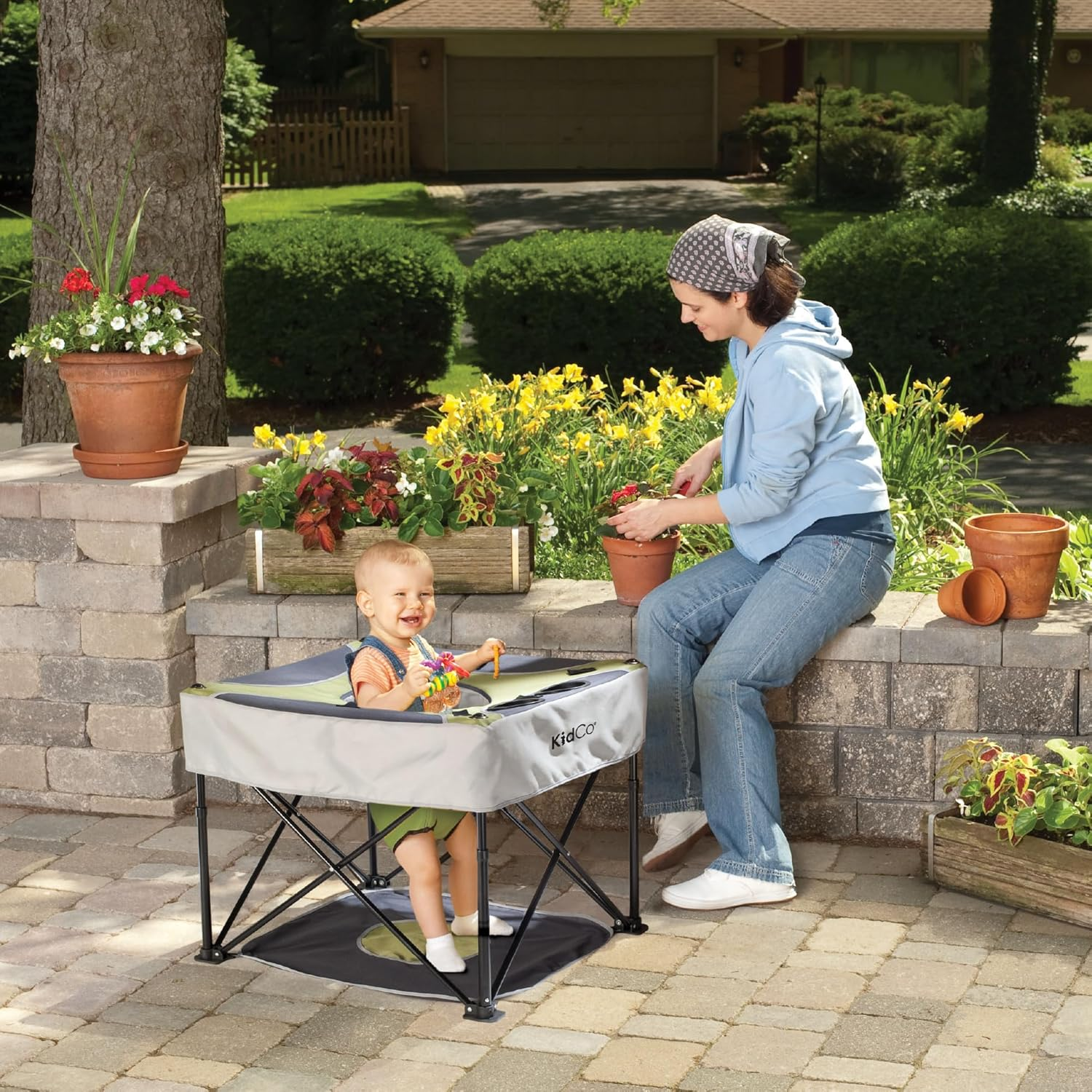 Kidco Gopod Adjustable Height Travel Activity Seat with Cupholder, Pistachio image number 2