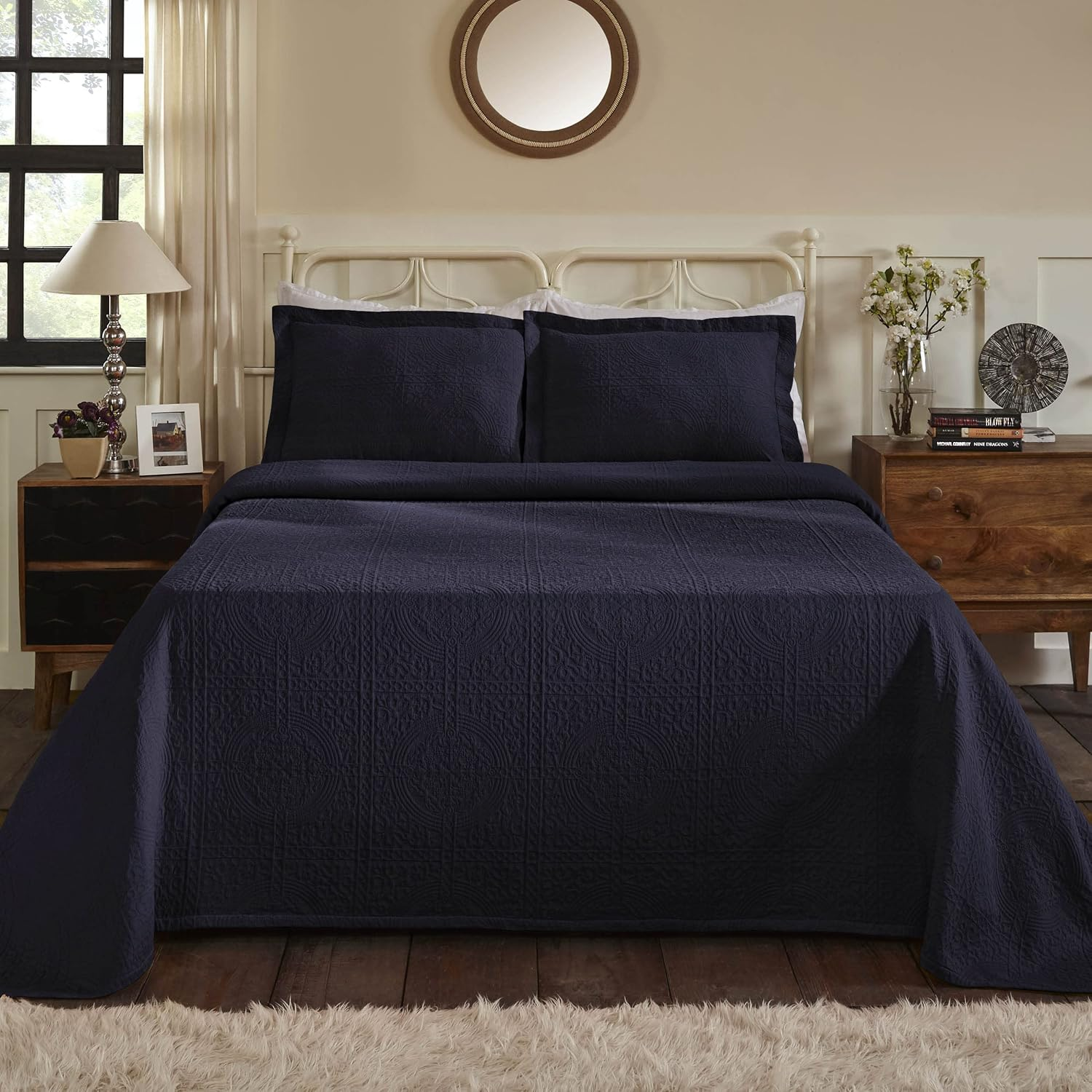 Superior Cotton Fleur De Lis Bedspread Set, Warm Blankets, All-Season Bedding, Bedroom Decor, Decorative Boho Medallion Coverlet, Includes 1 Bedspread, 1 Pillow Sham, Twin, Navy Blue image number 5