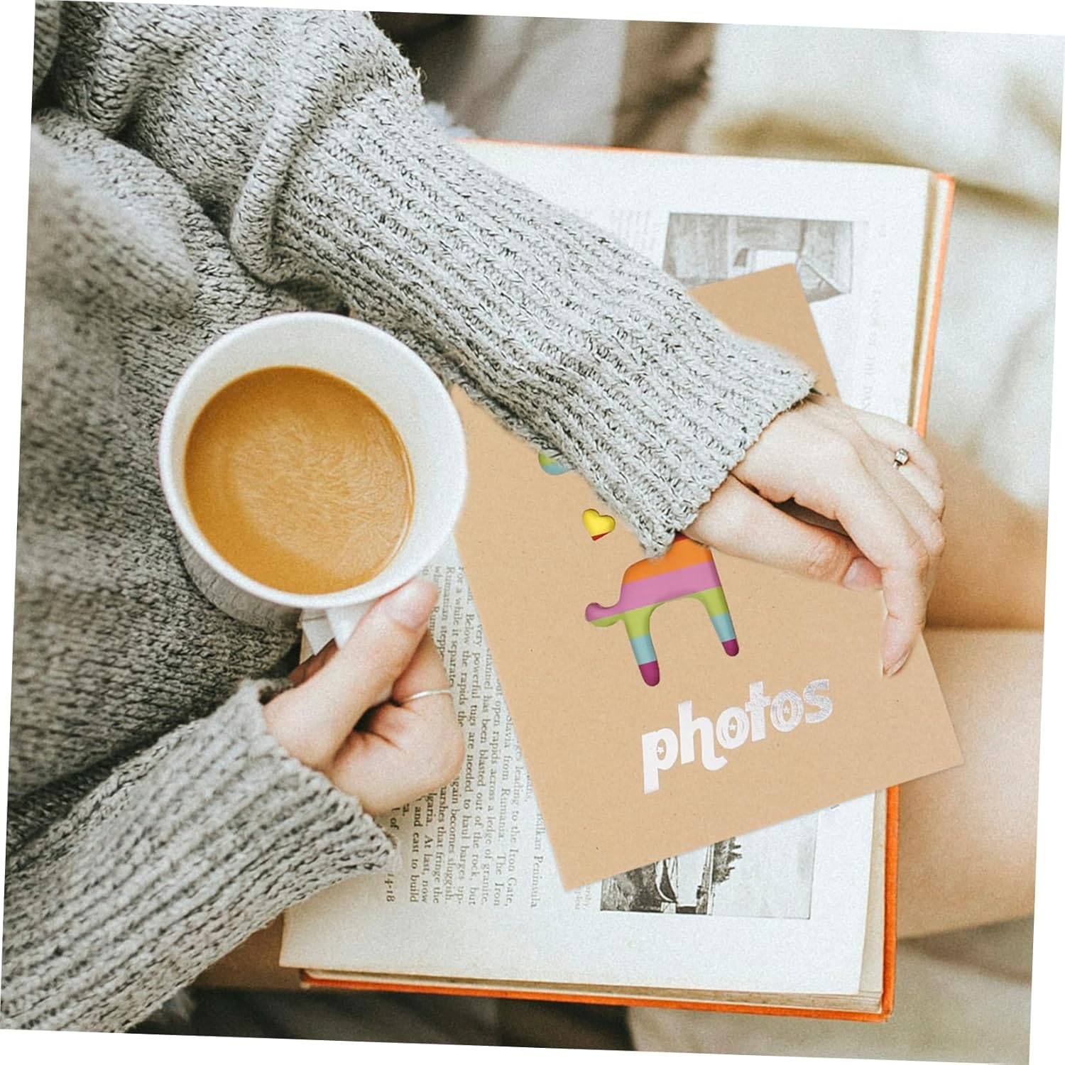 Healifty 2Pcs Photo Album Keepsake Growth Album for Toddlers Cute Giraffe for Cherishing Memories and from Birth to Age image number 6