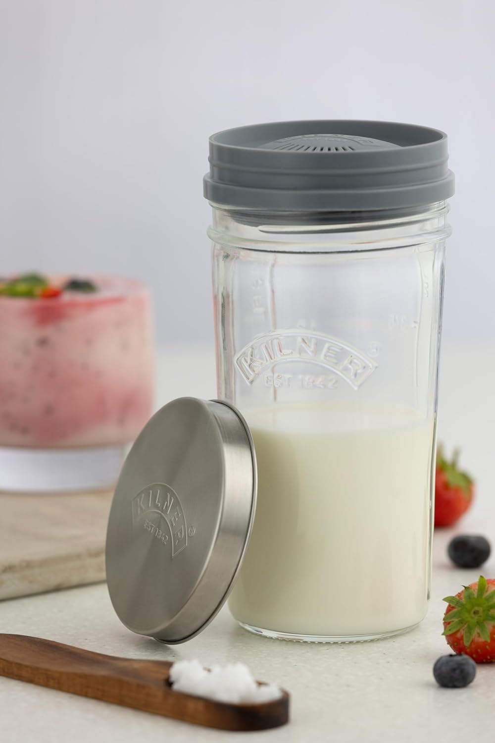 Kilner Glass Kefir Jar Set, 500Ml with Silicone Strainer Cap, Beechwood Measuring Spoon and Stainless Steel Lid - 0025.084 image number 2